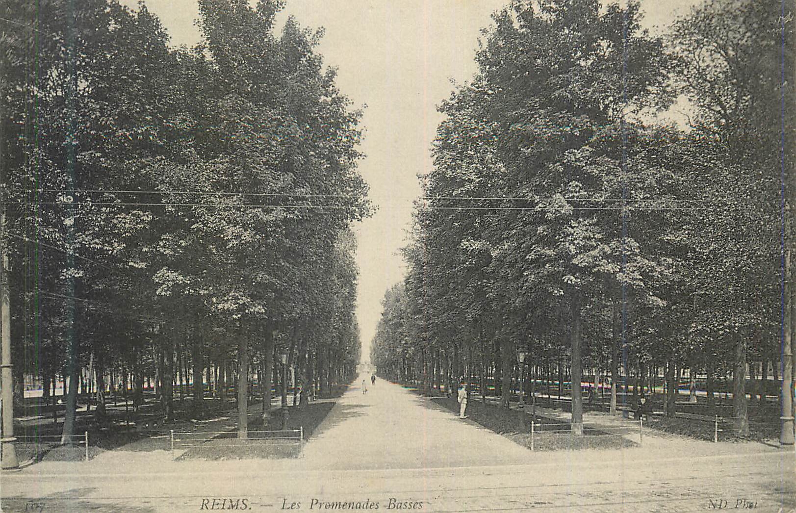 CPA Reims les Promenades Basses