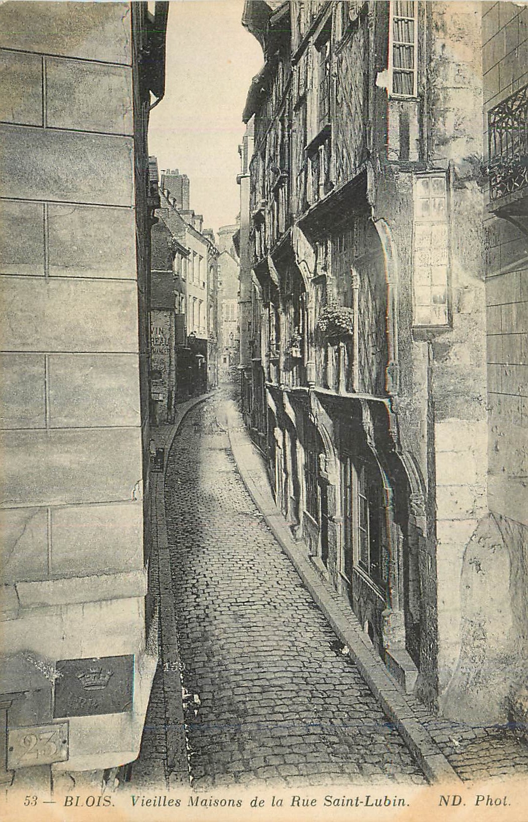 CPA Blois Vieilles Maisons de la Rue Saint Lubin