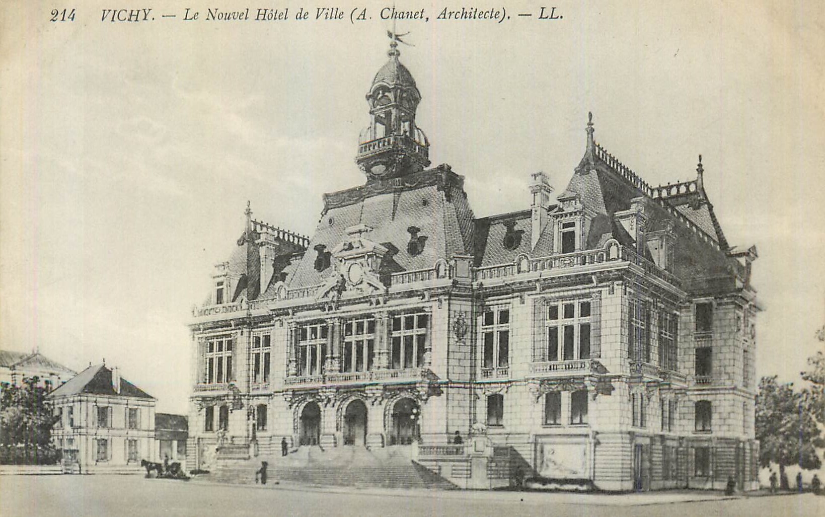 CPA Vichy Le Nouvel Hotel de Ville