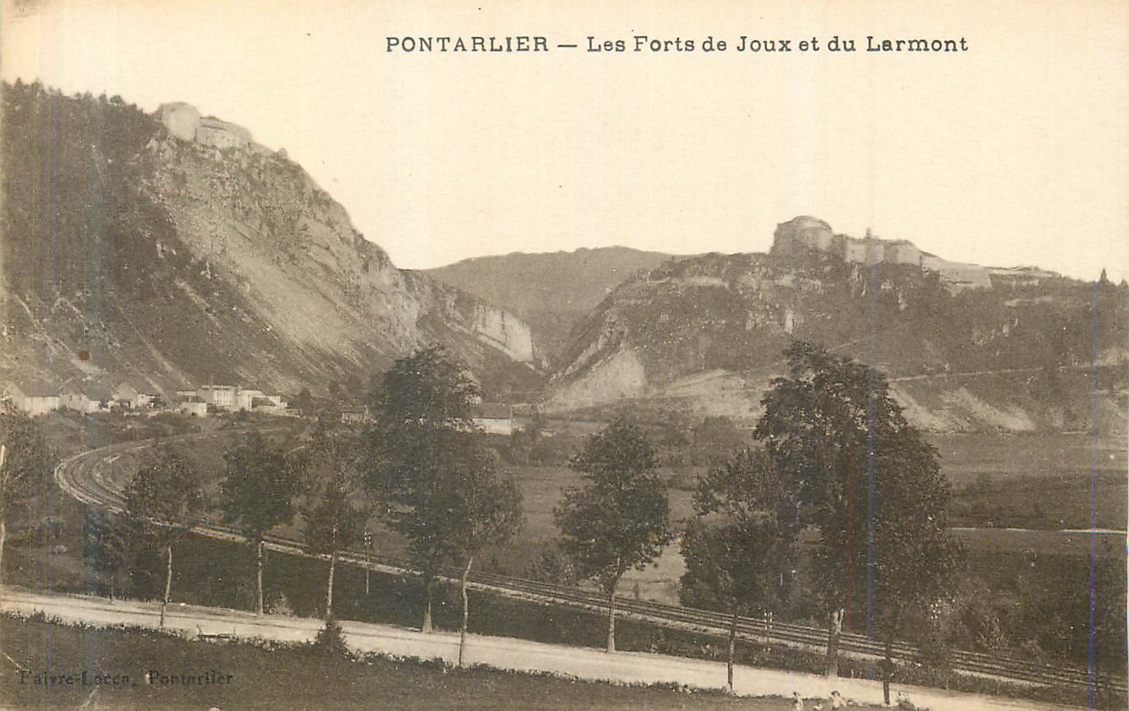 CPA Pontarlier Les Forts de Joux et du Larmont
