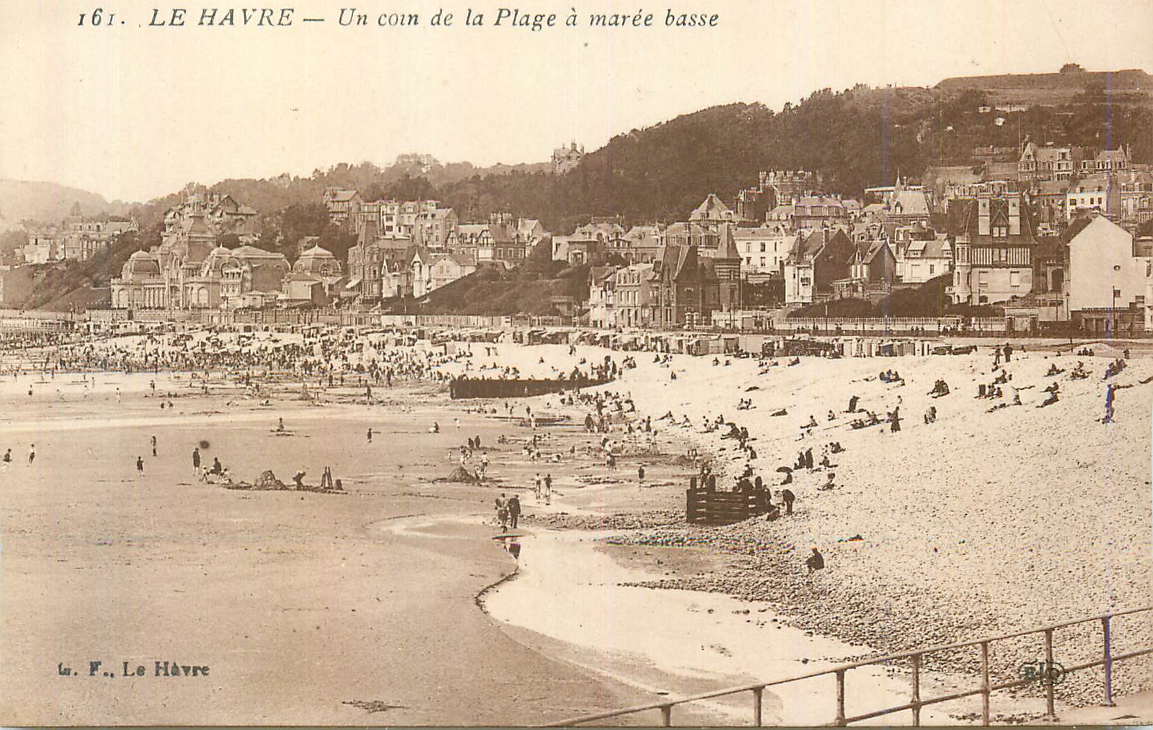CPA Le Havre un Coin de la Plage a Maree Basse