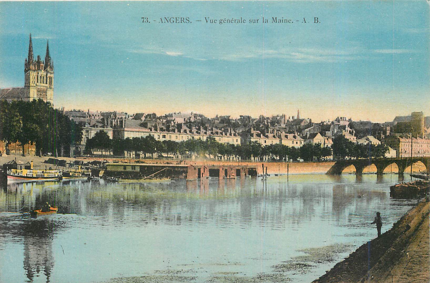CPA Angers Vue Generale sur La Maine