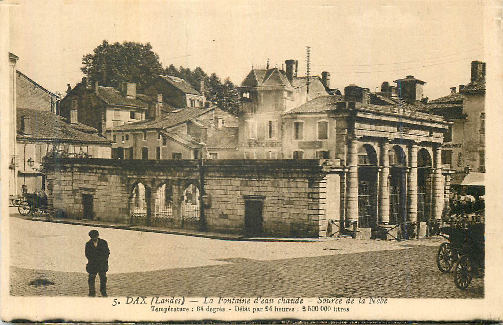 CPA Dax (Landes La Fontaine d'Eau Chaude Source de la Nebe