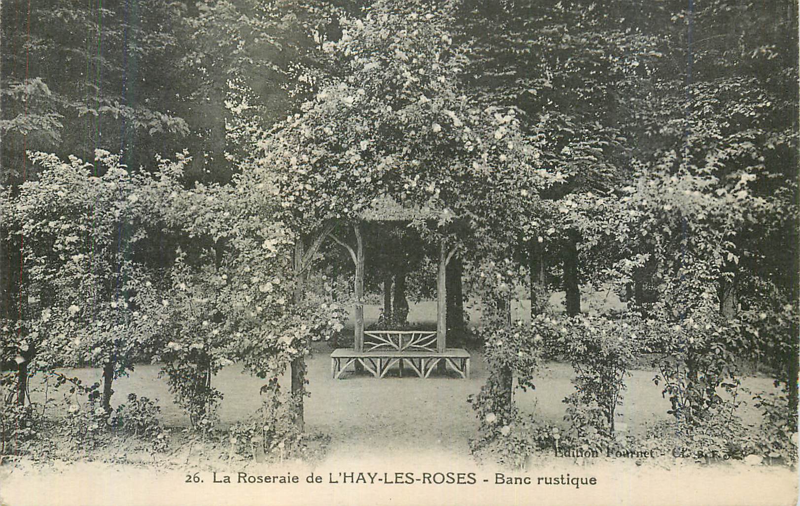 CPA La Roseraie de l'Hay les Roses Banc Rustique
