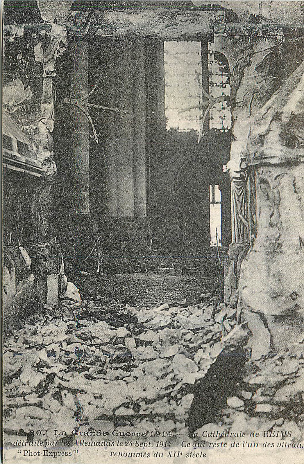 Cathédrale de Reims — Ruines après la Grande Guerre 1914 — Phot-Express