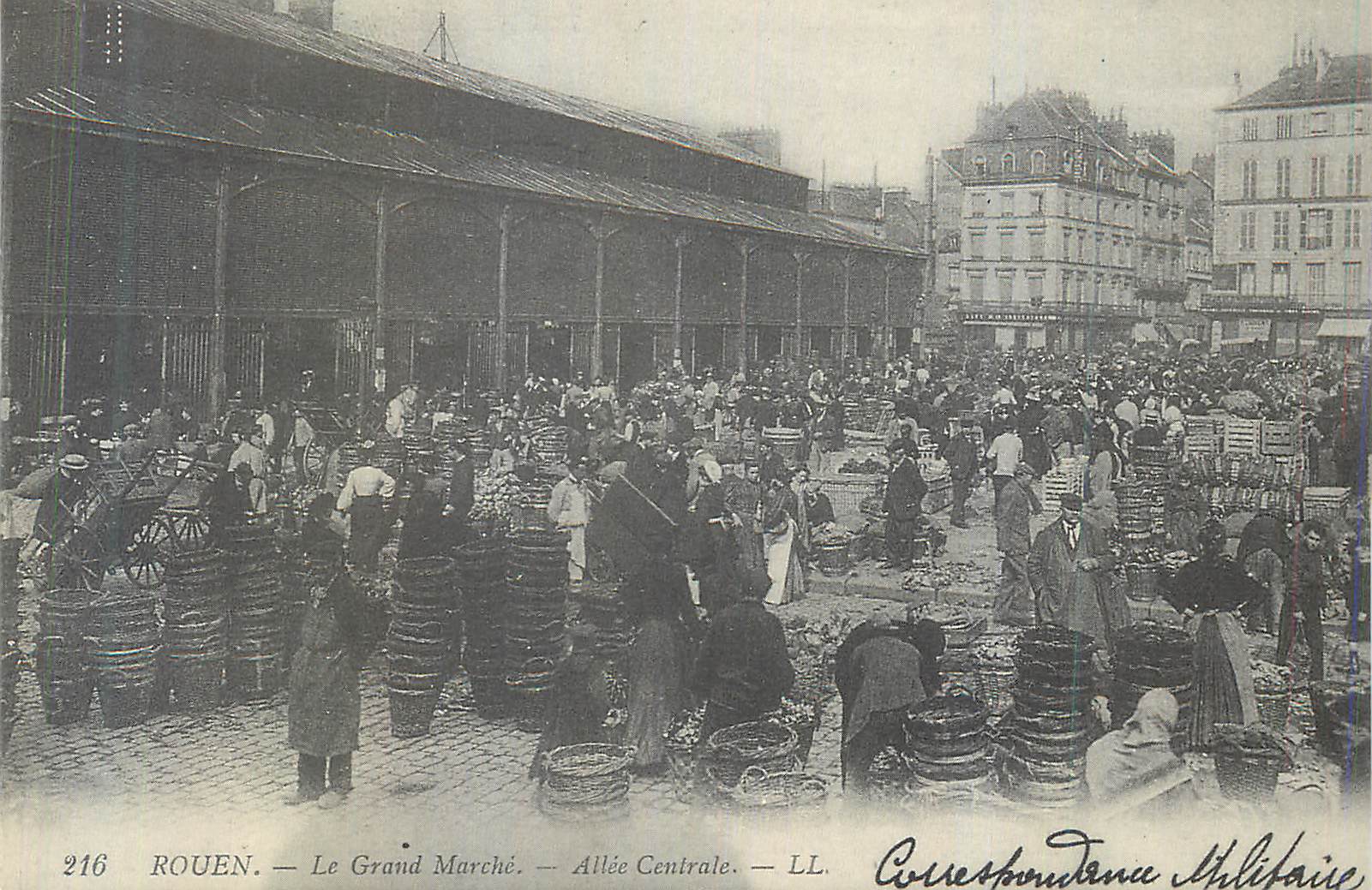 REPRO Rouen Le Grand Marche Allee Centrale