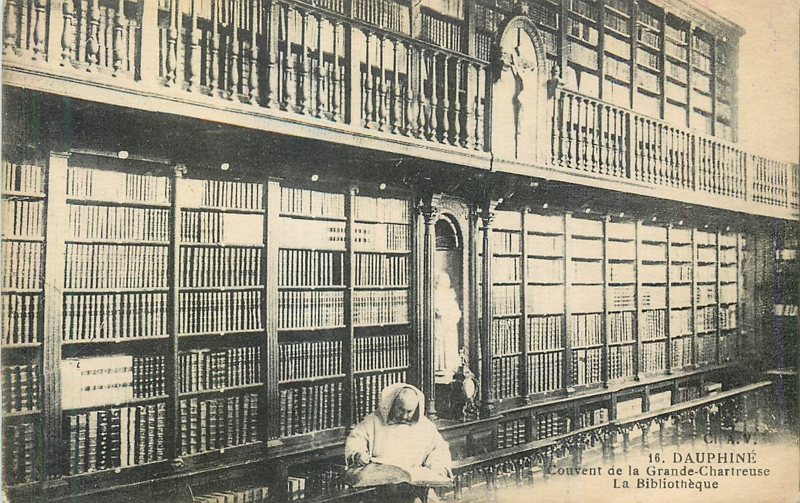 CPA Dauphine Couvent de la Grande Chartreuse la Bibliotheque