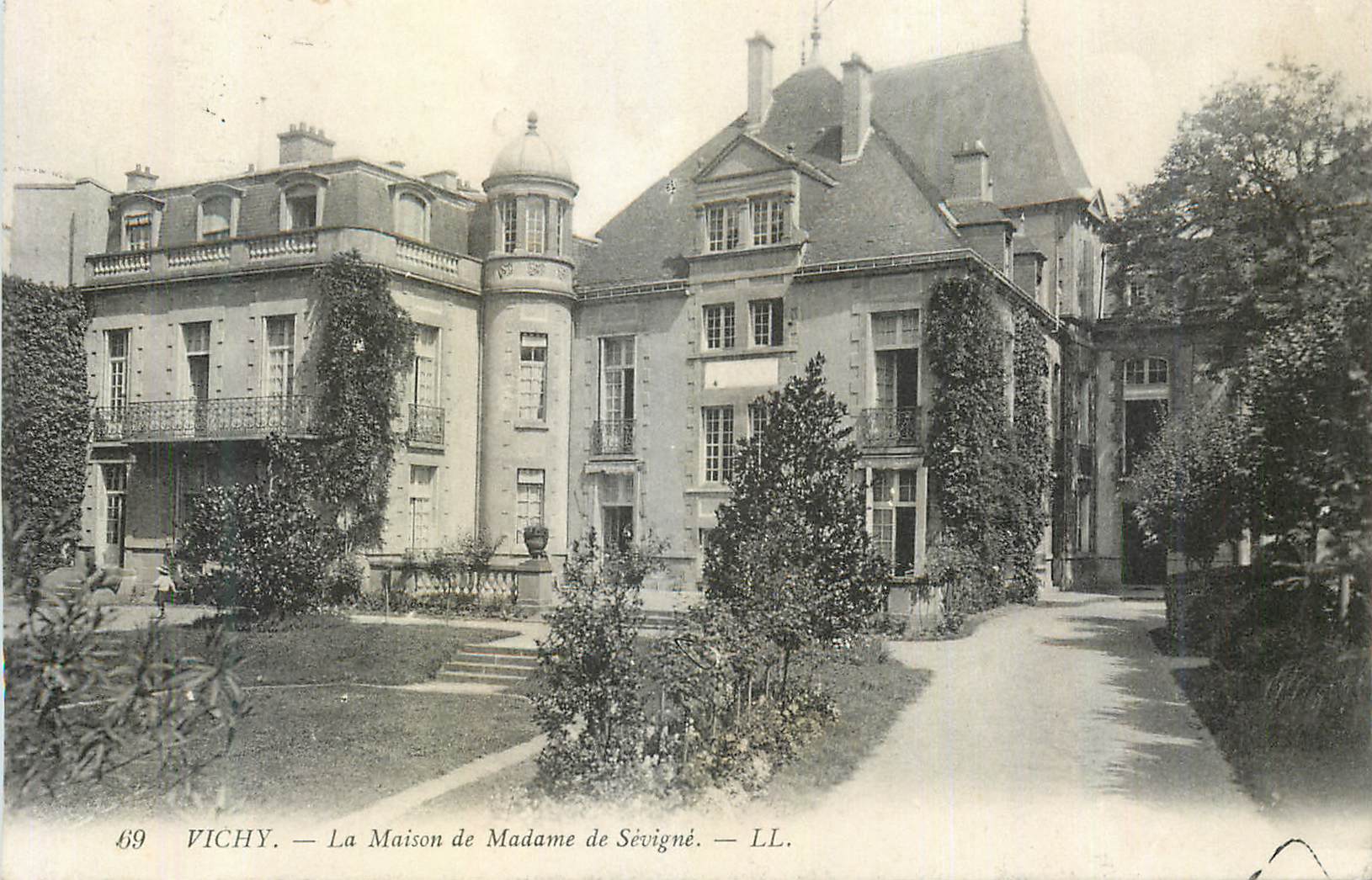 CPA Vichy La Maison de Madame de Sevigne
