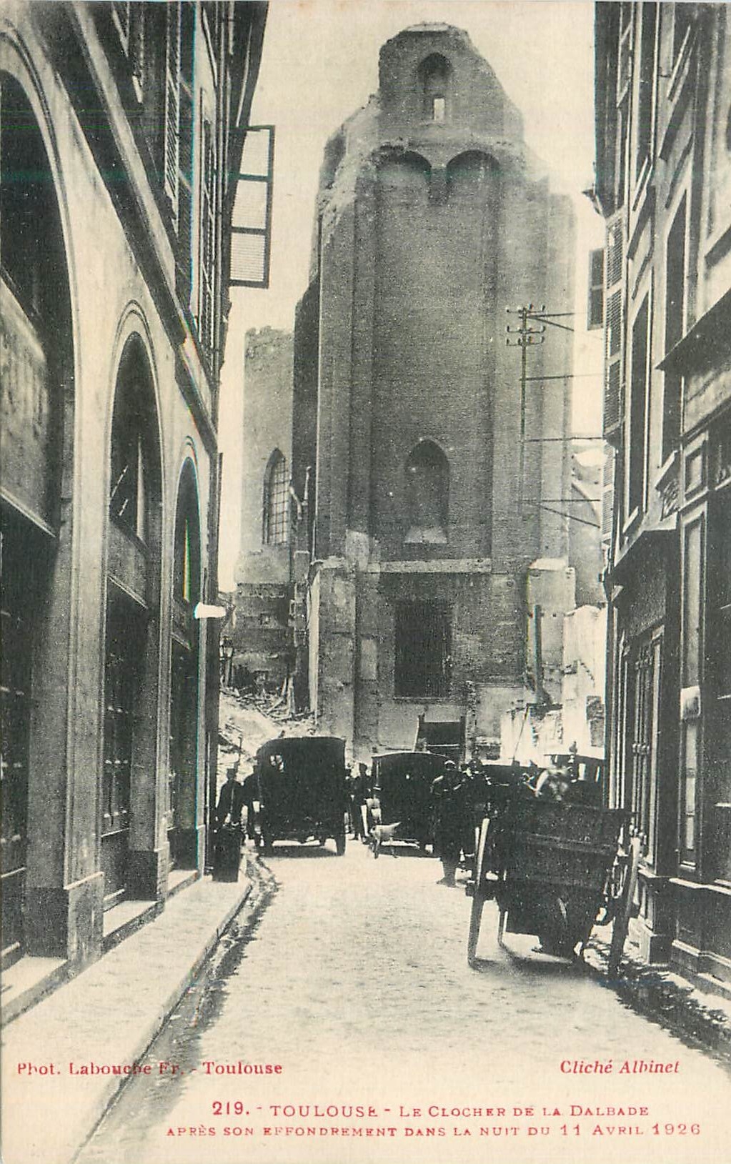 CPA Toulouse Le clocher de la Dalbade apres son effondrement dans la nuit du 11 avril 1926