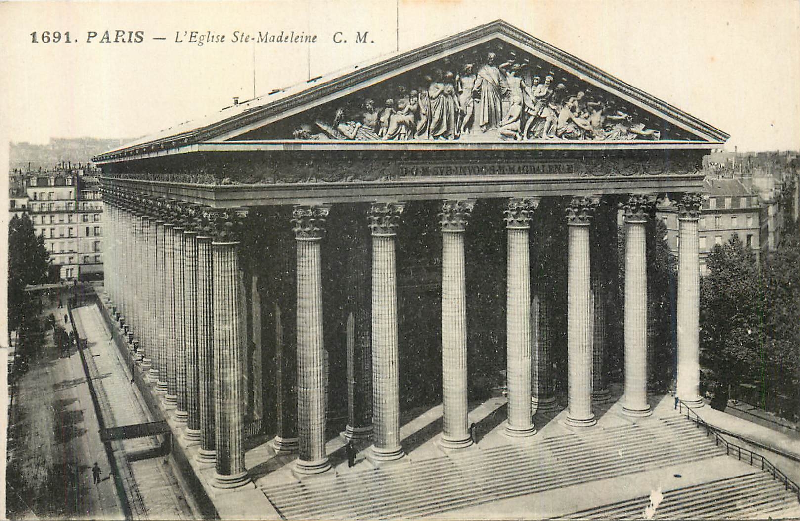 CPA Paris l'Eglise Ste Madeleine