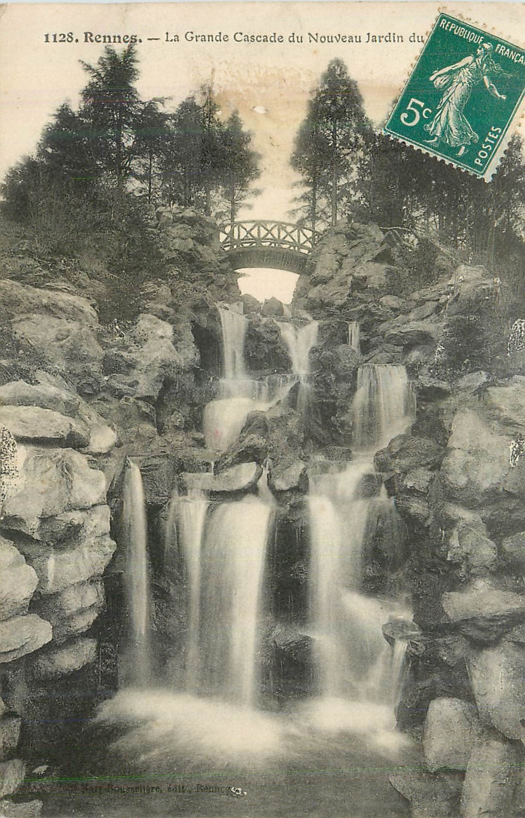 CPA Rennes la Grande Cascade du Nouveau Jardin