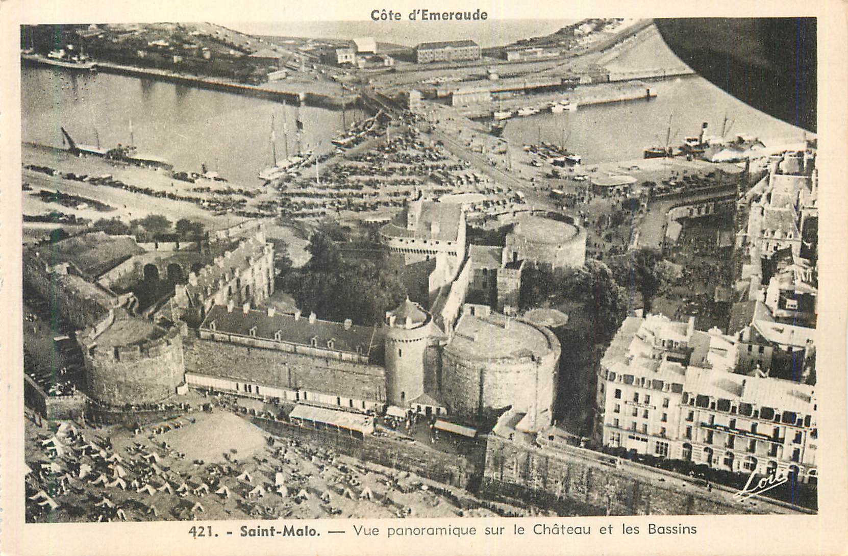 Saint-Malo — Vue panoramique sur le Château et les Bassins — Côte d’Émeraude, n°421