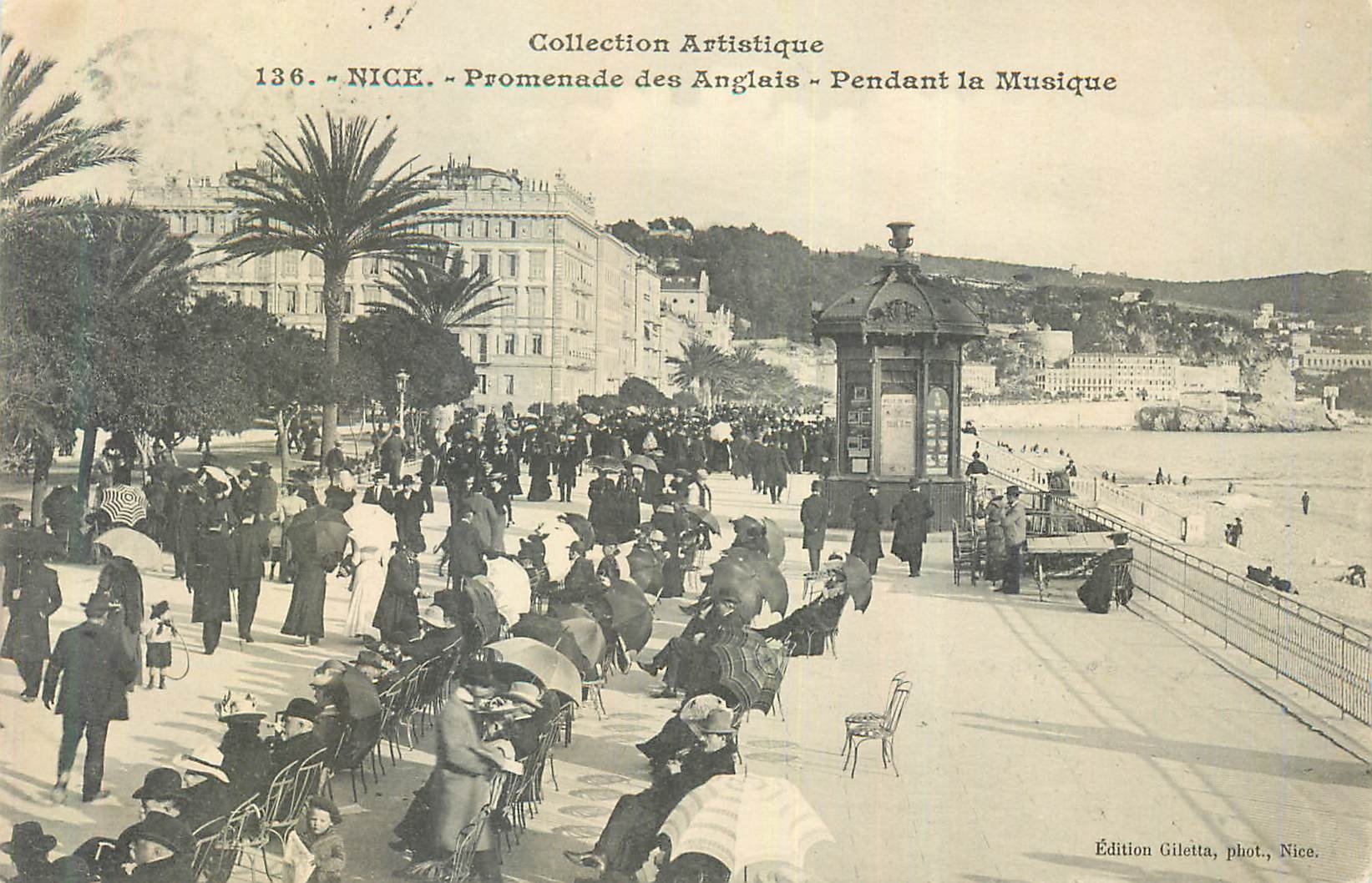 CPA Nice La Promenade des Anglais Pendant la Musique