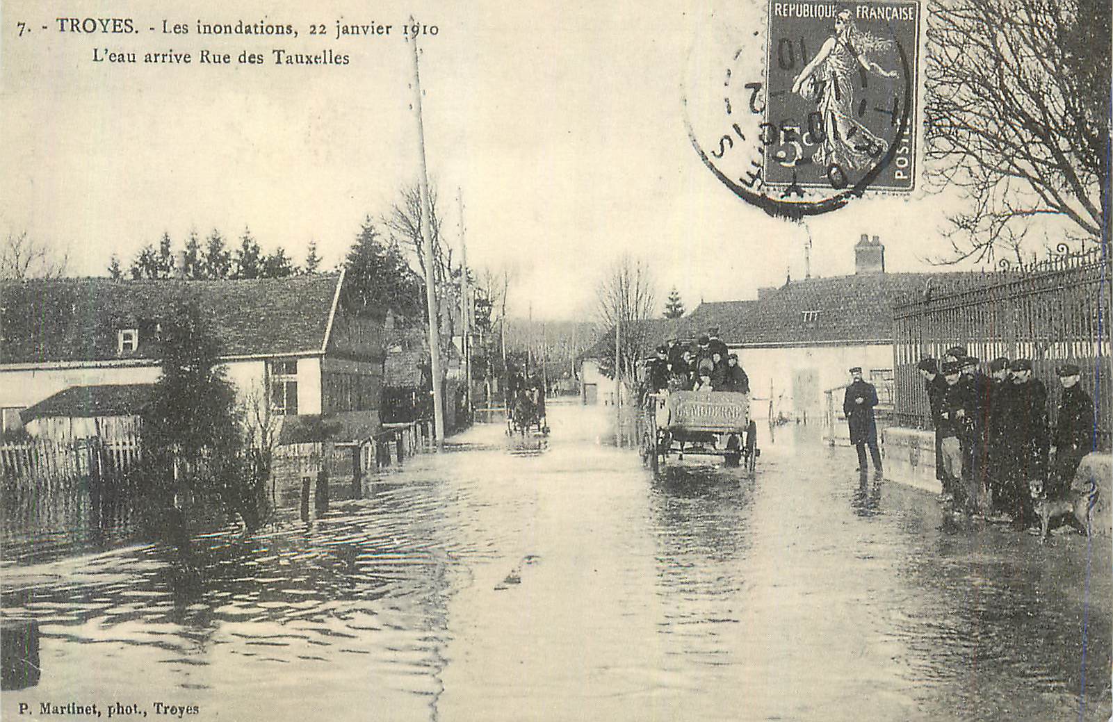REPRO Troyes Les Inondations 22 Janvier 1910 L'Eau Arrive Rue des Tauxelles
