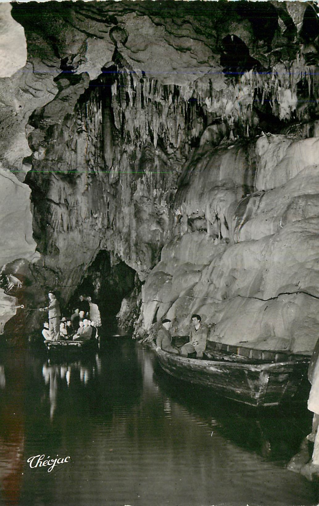CPM Grottes de Betharram La Riviere Souterraine au Palais des Fees