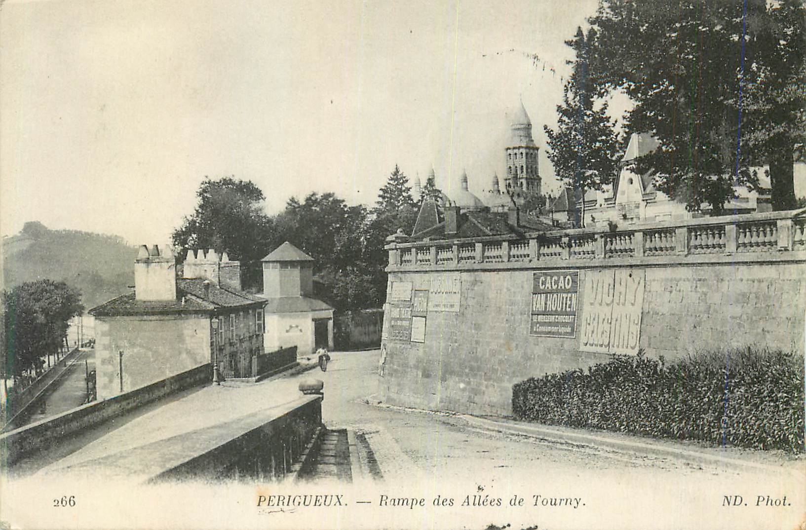 CPA Perigueux Rampe des Allees de Tourny