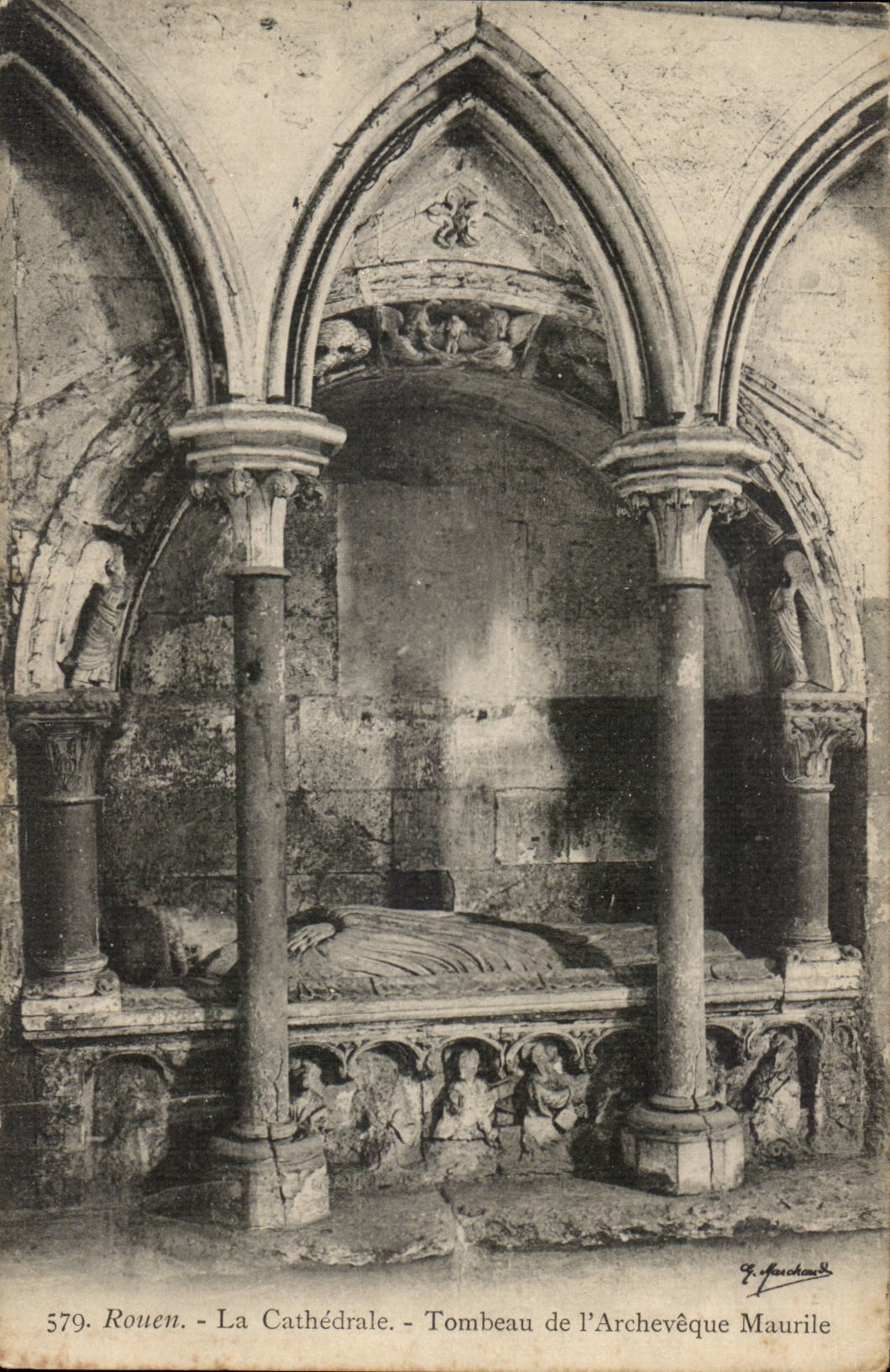 Rouen - la Cathedrale - Tombeau de l'Archeveque Maurile - CPA 