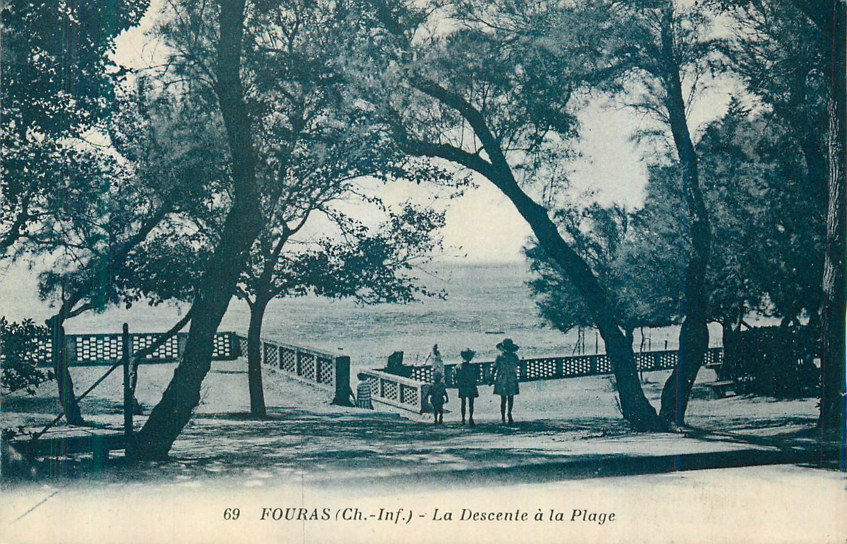 CPA Fouras (Ch Inf) La Descente a la Plage