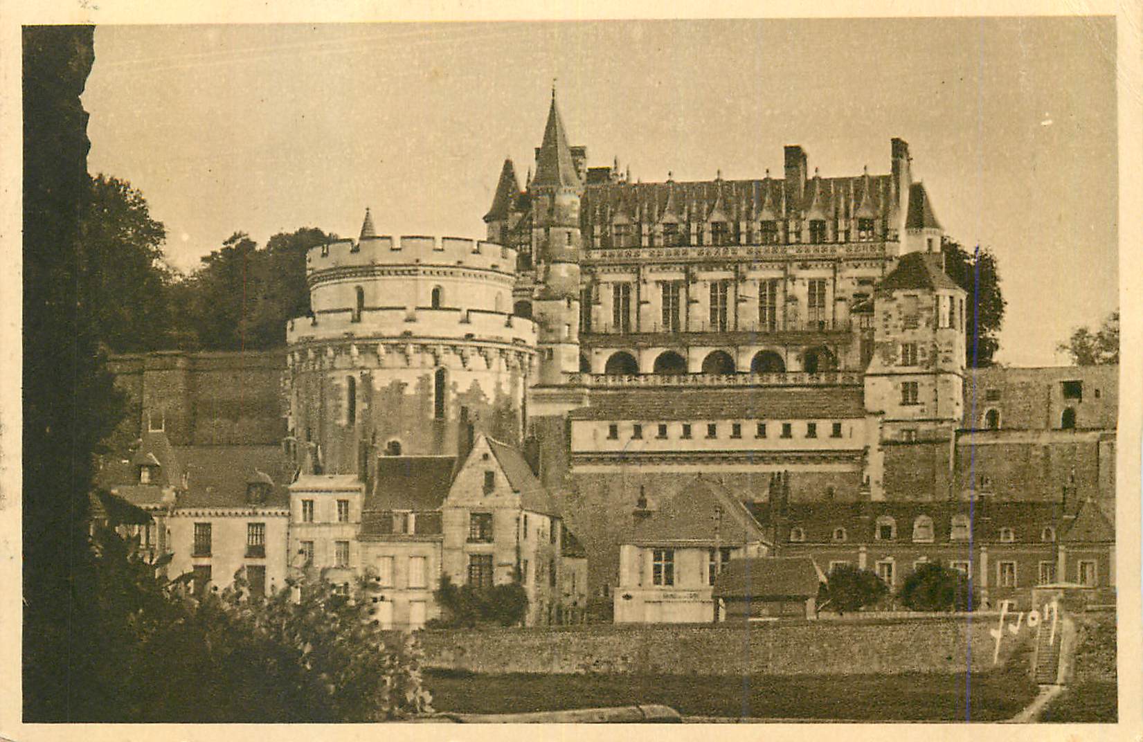 CPA Amboise (Indre et Loire) Vue Generale du Chateau