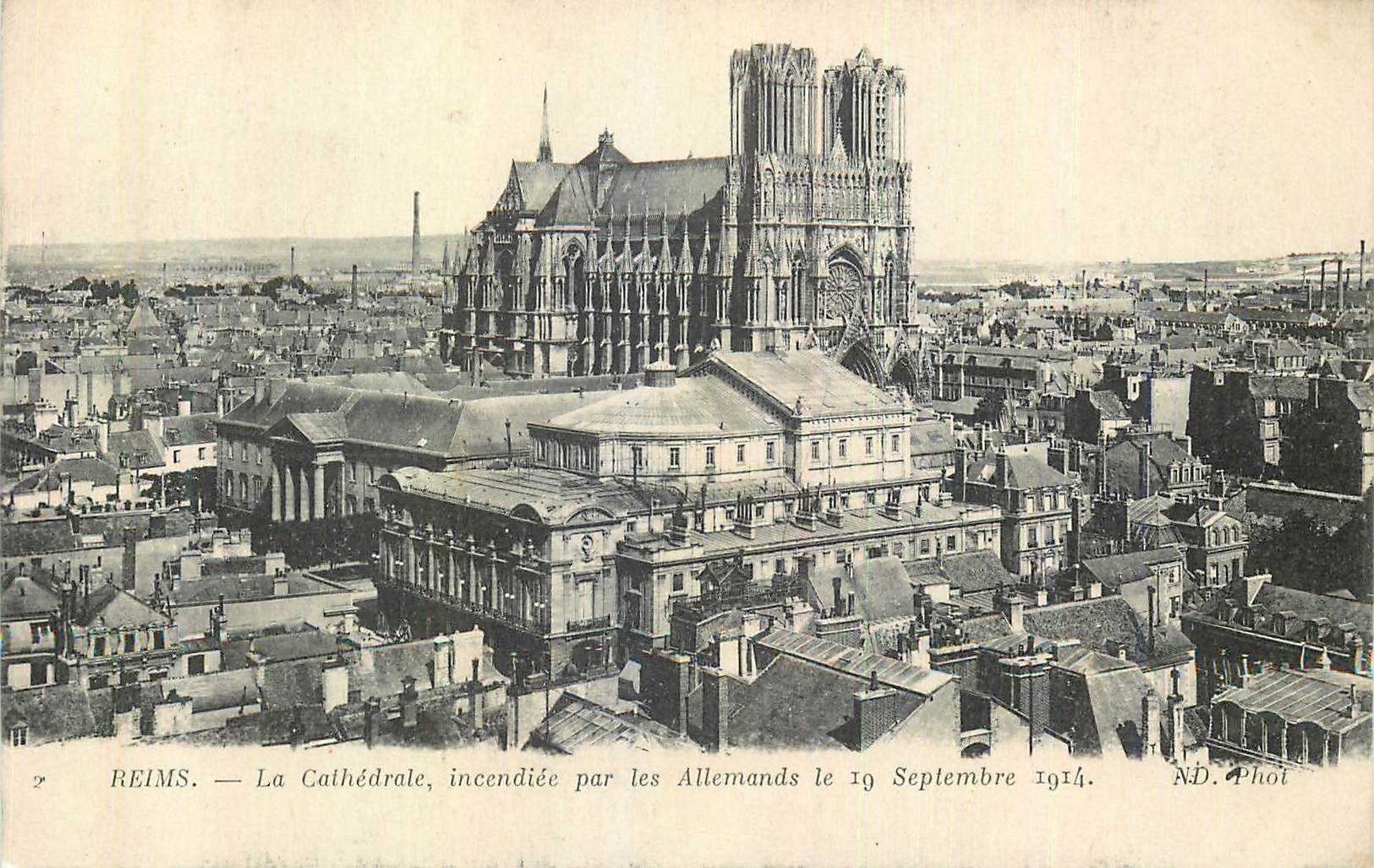 CPA Reims La Cathedrale Incediee par les Allemands le 19 Septembre 1914