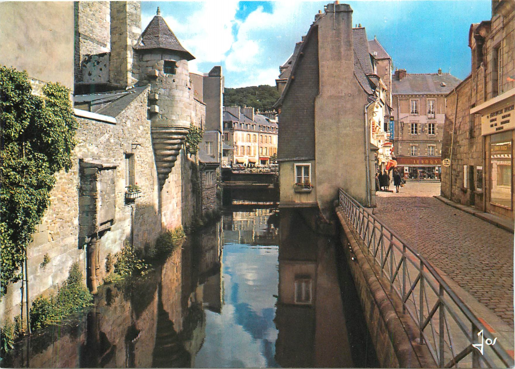 CPA Quimper Echauguette en Encorbellement au Dessus du Steir