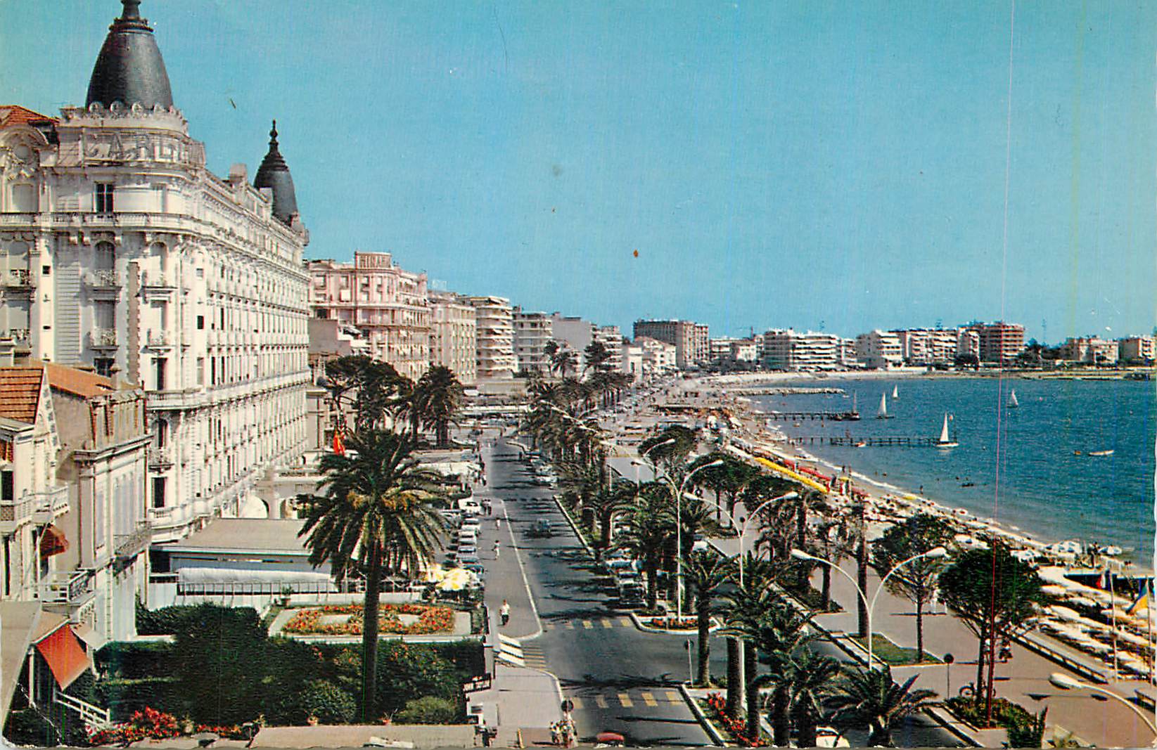 CPM Cannes (A M) la Cote d'Azur le Carlton Hotel le Miramar