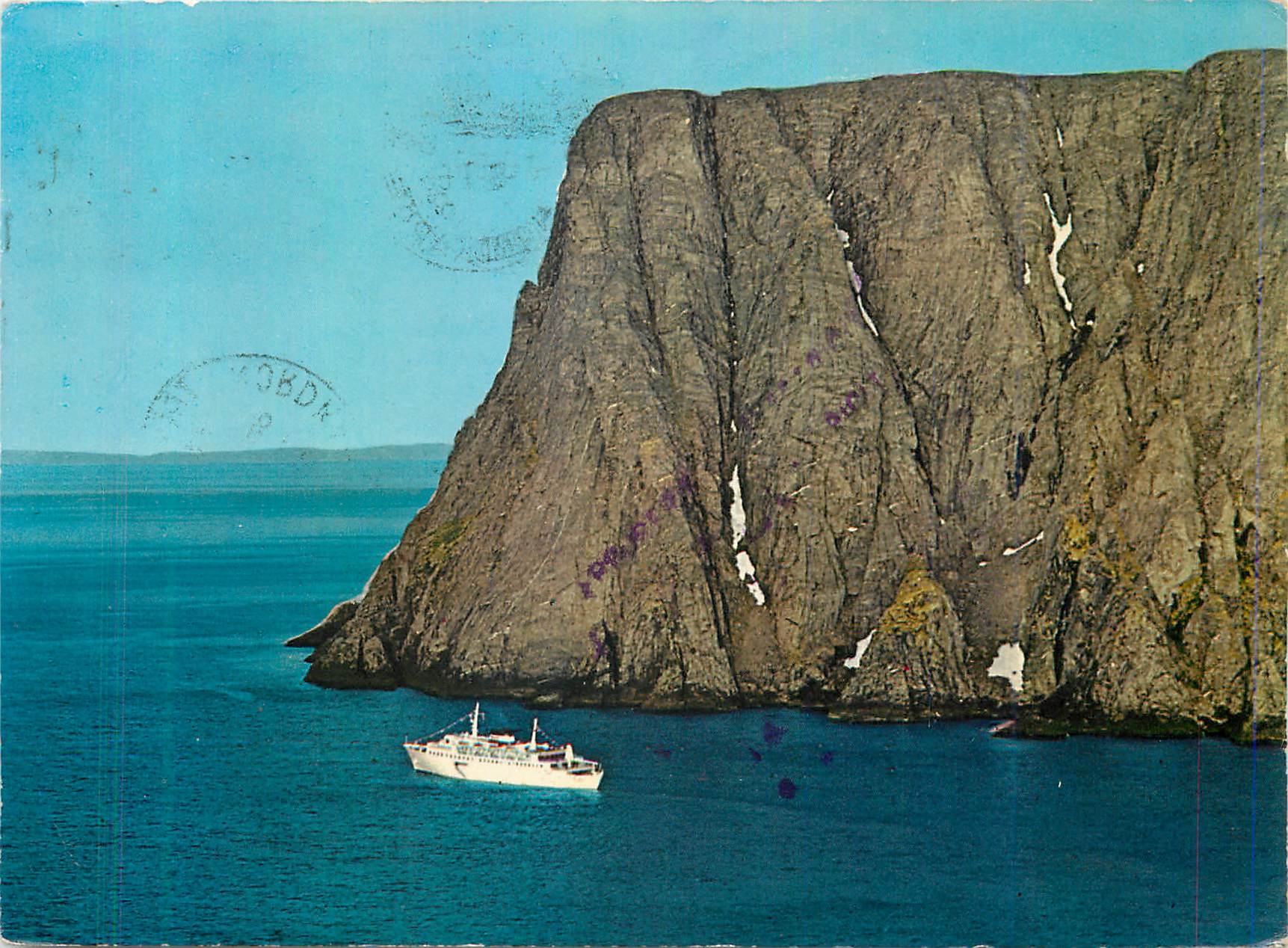 CPM Norway Turistbat Passerer Nordkapp Bateau