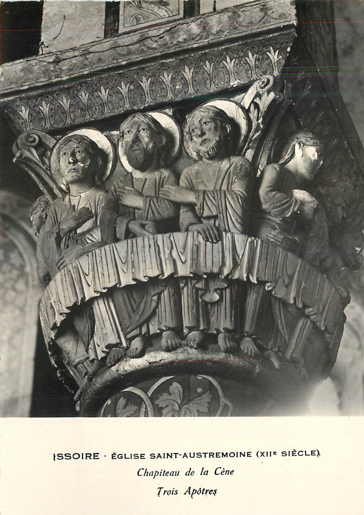 Issoire - Église Saint-Austremoine (XIIIe siècle) - Chapiteau de la Cène, Trois Apôtres