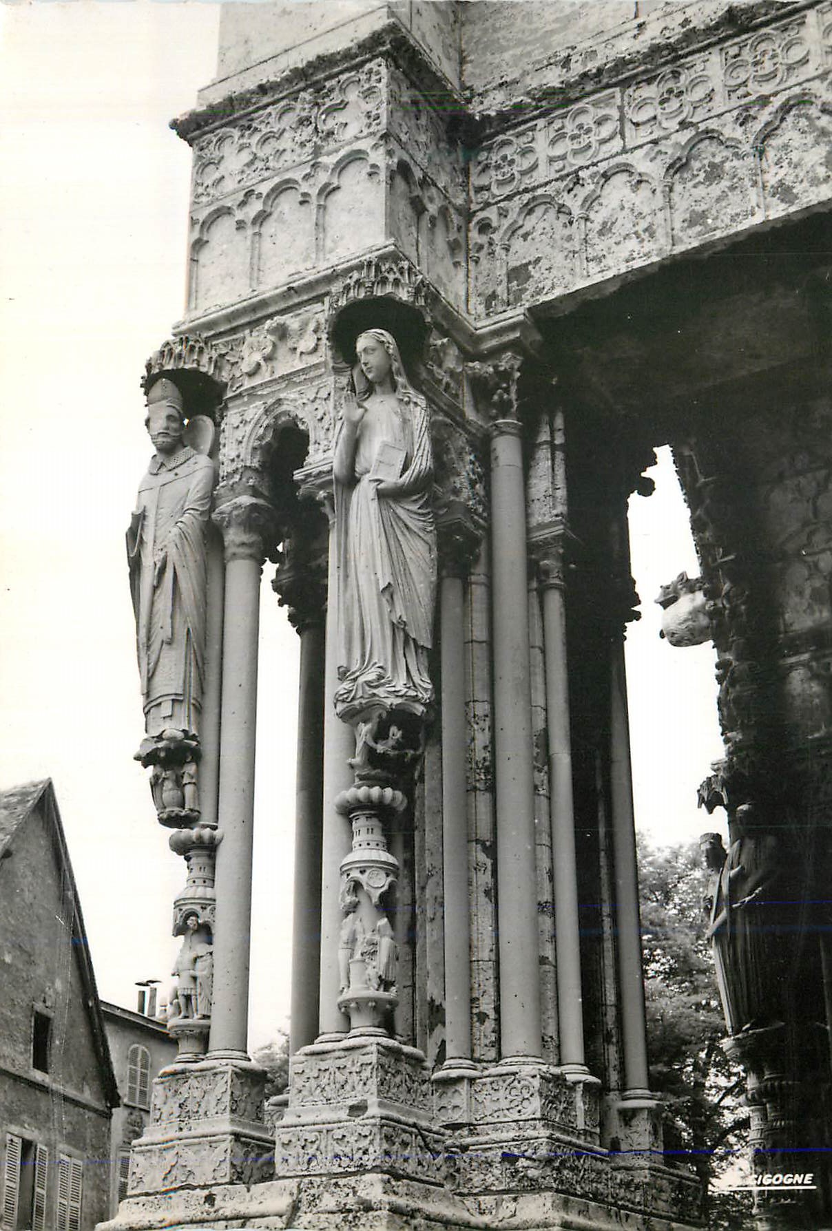 CPM Chartres (Eure et Loir) la Cathedrale Portail Nord