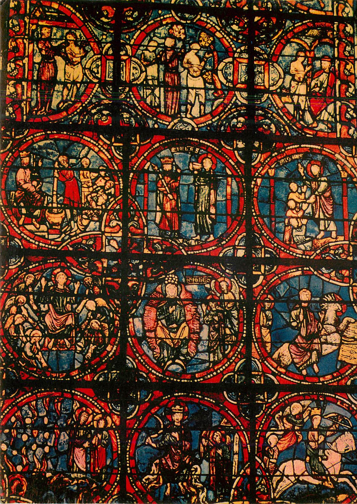 CPM Auxerre (Yonne) Les Vitraux de la Cathedrale