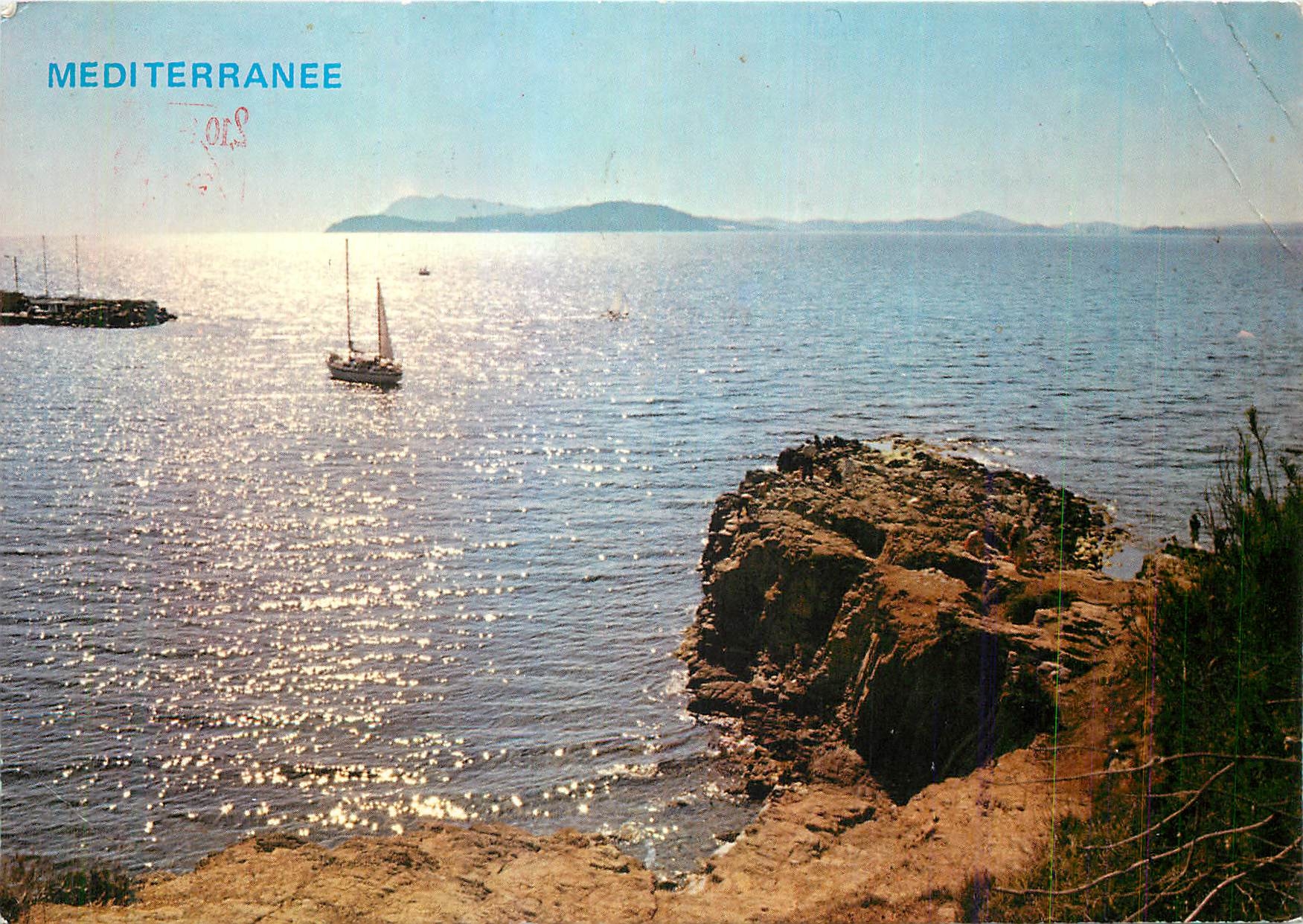 Mer, soleil, île, bateau, rochers — Éditions LEO-LE PRADET 83220