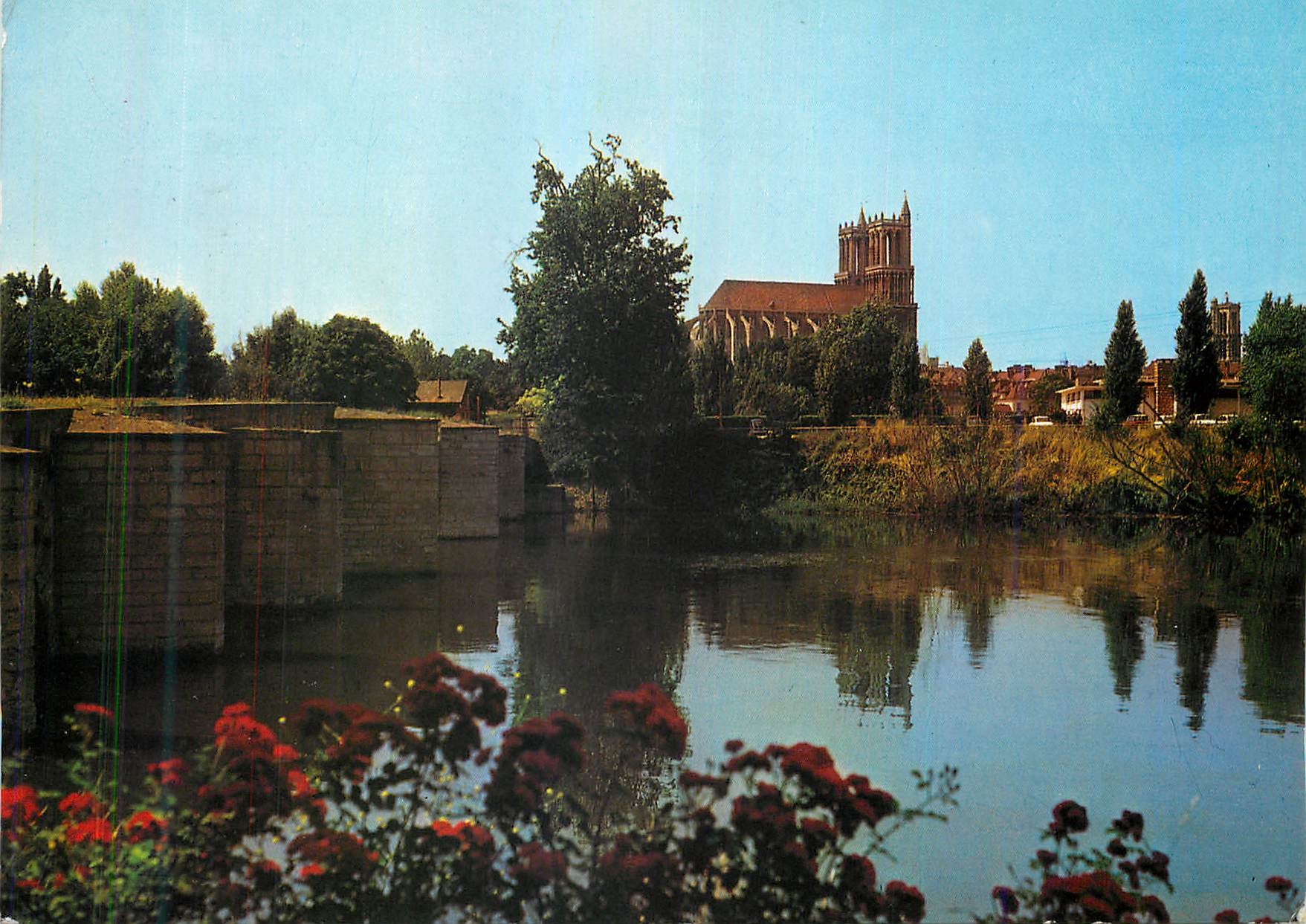 Mantes-la-Jolie — Le Vieux Pont et la Collégiale Notre-Dame — Artaud Frères, Carquefou
