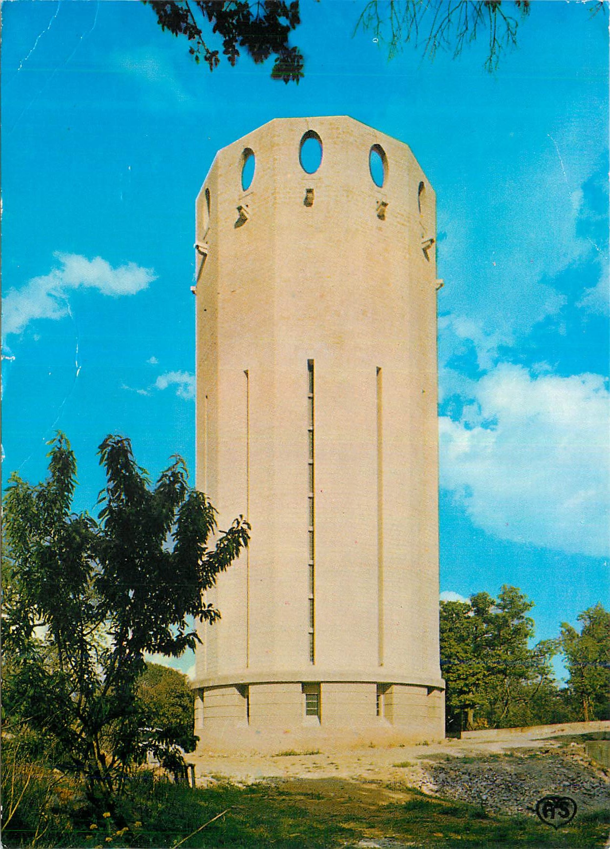 CPM Castelnau Le Lez (Herault) Le Chateau d'Eau