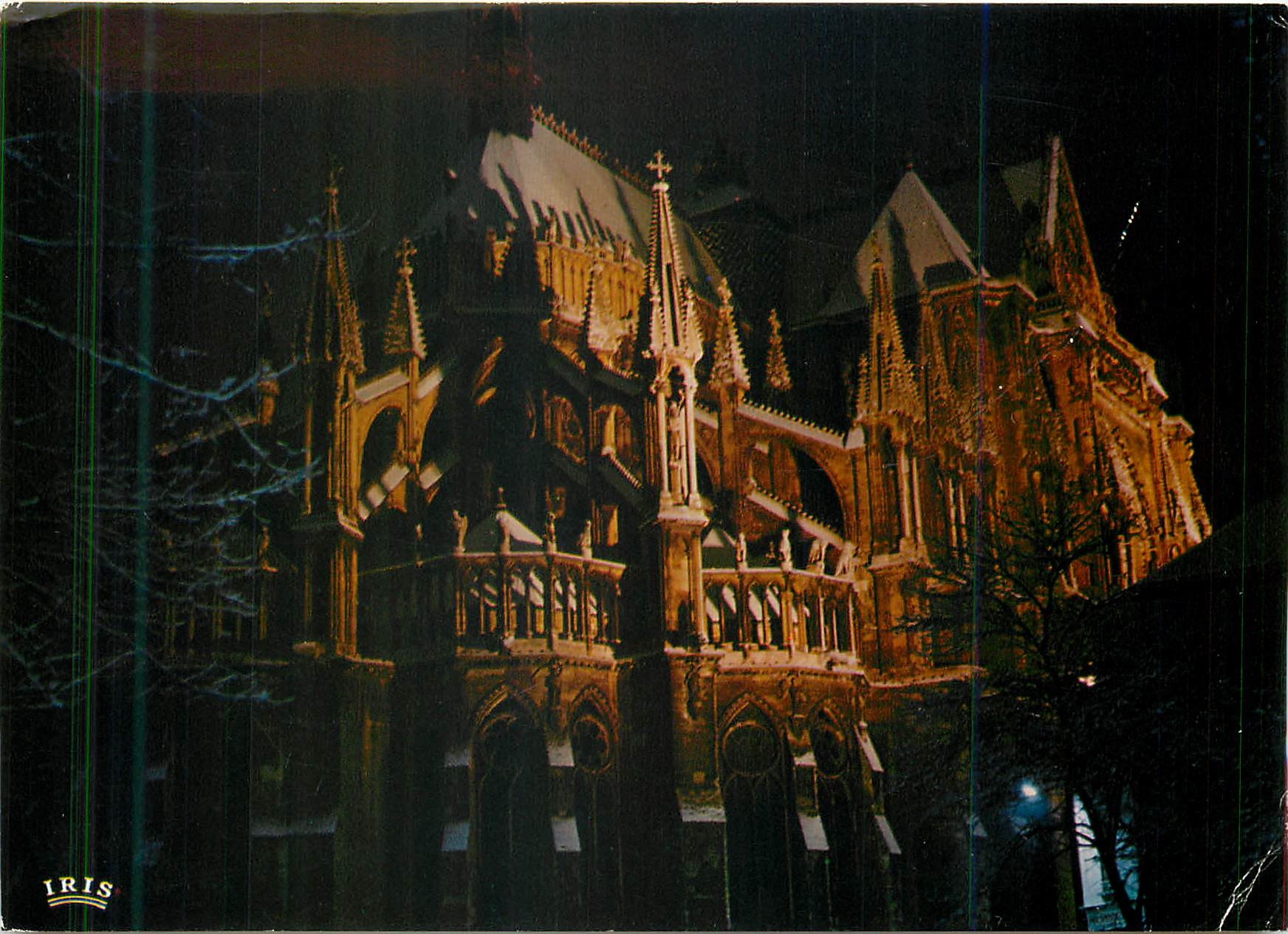 Reims (Marne) — L'abside de la Cathédrale sous la neige — IRIS MEXICHROME