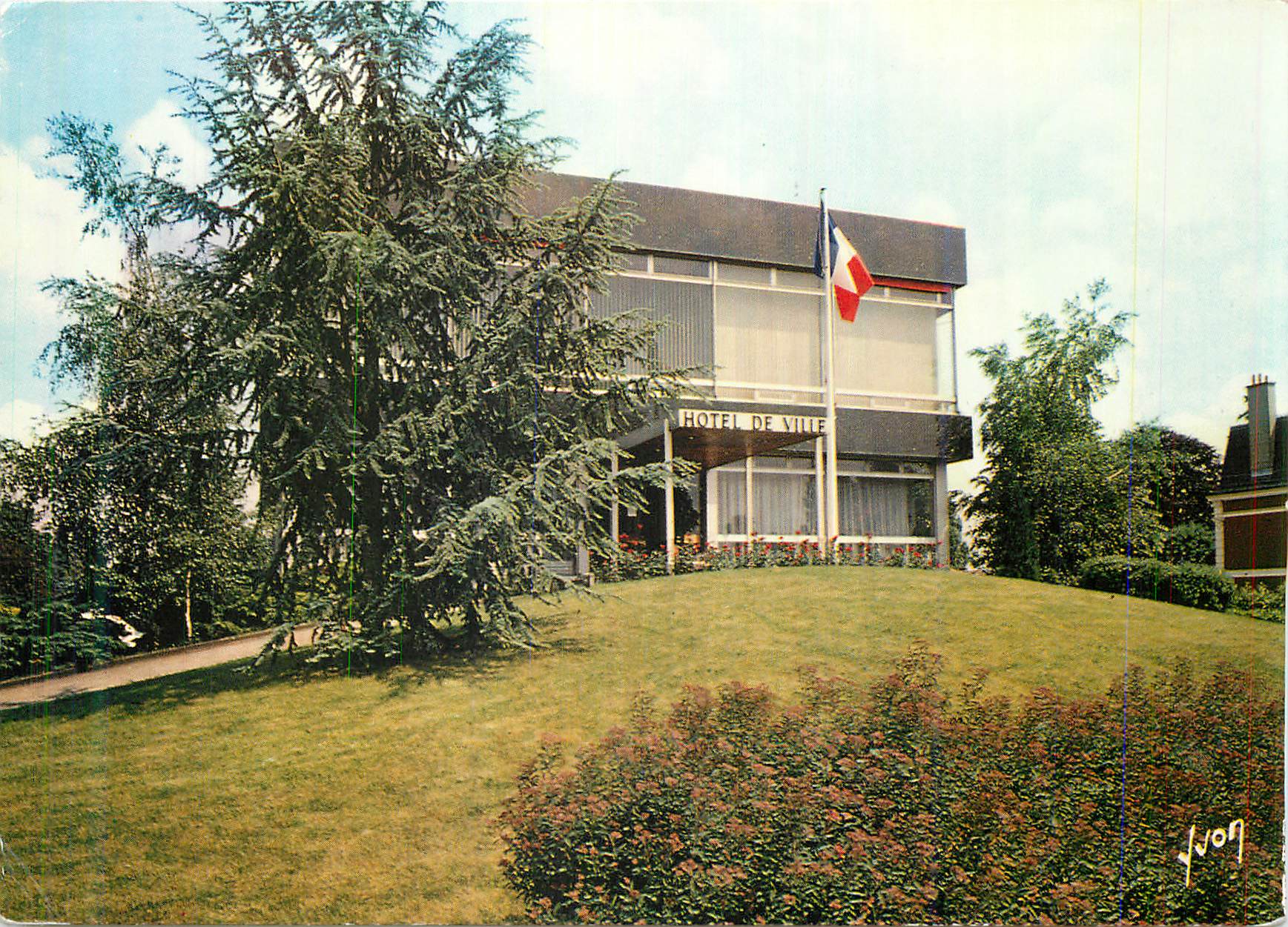 CPM St Brice sous Foret (Val d'Oise) La Mairie