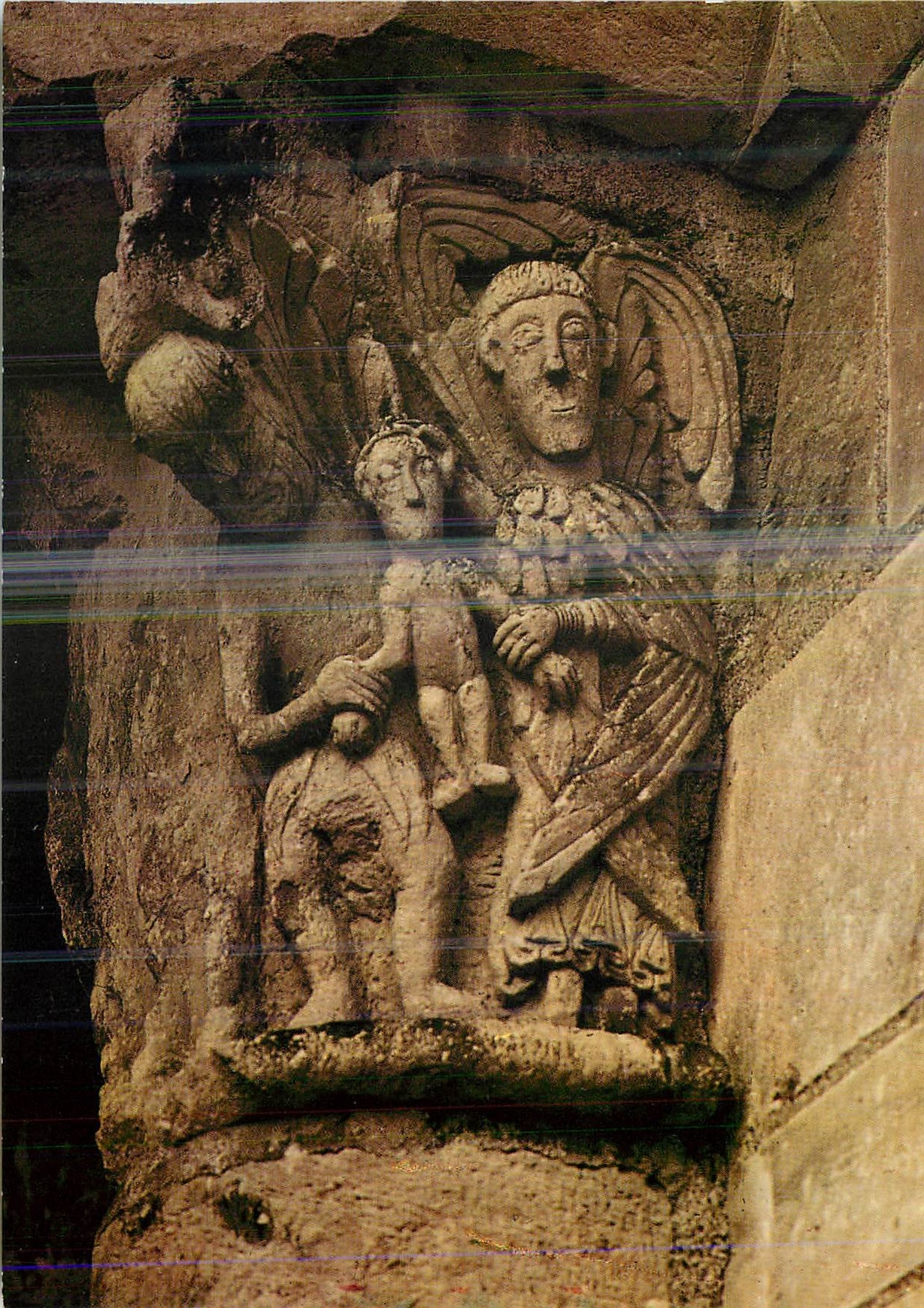 Basilique de SAINT-BENOIT-SUR-LOIRE — Chapiteau de la Tour-Porche : L’âme entre son Ange Gardien et le Démon — Éditions GAUD