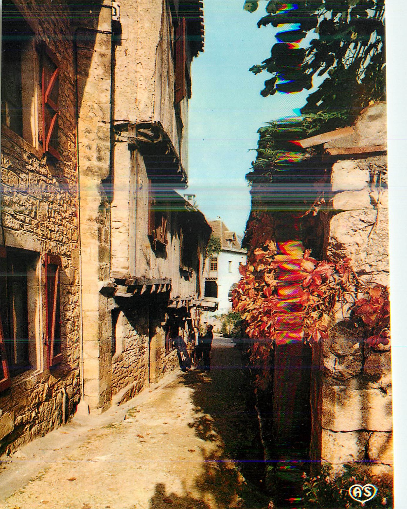 St-Cirq-Lapopie — Premier village de France — Société des Cartes Postales APA-POUX