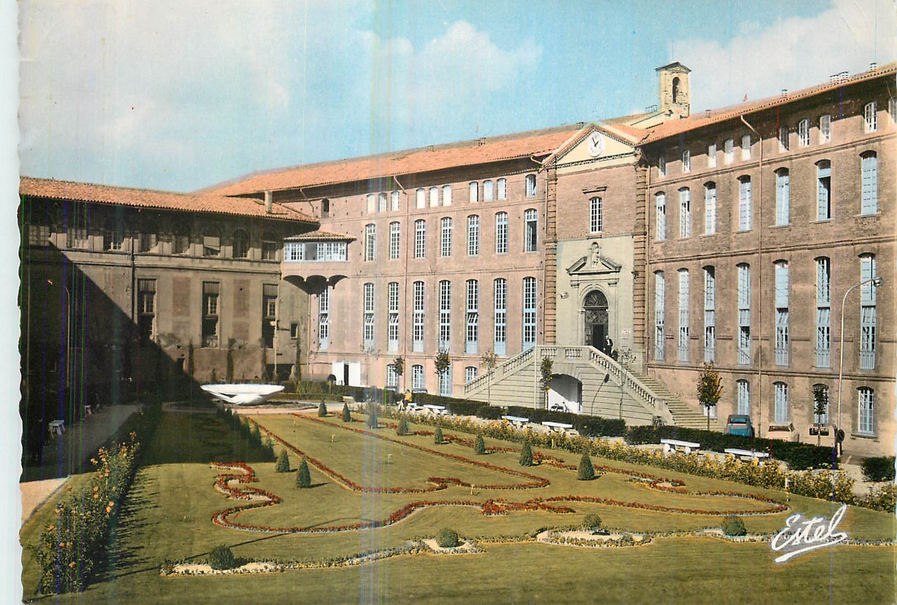 CPM Toulouse Le Jardin de L'Hopital