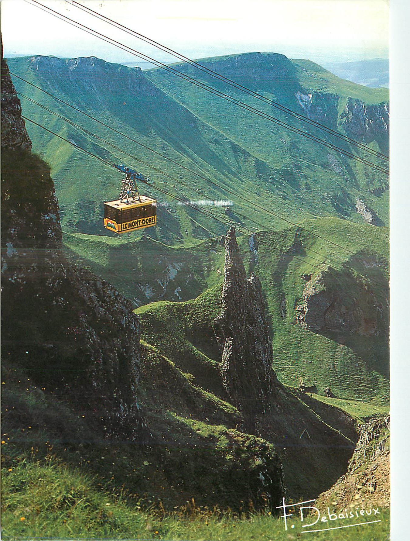 CPM Massif du Sancy Auvergne Telepherique Reliant la Station du Mont Dore