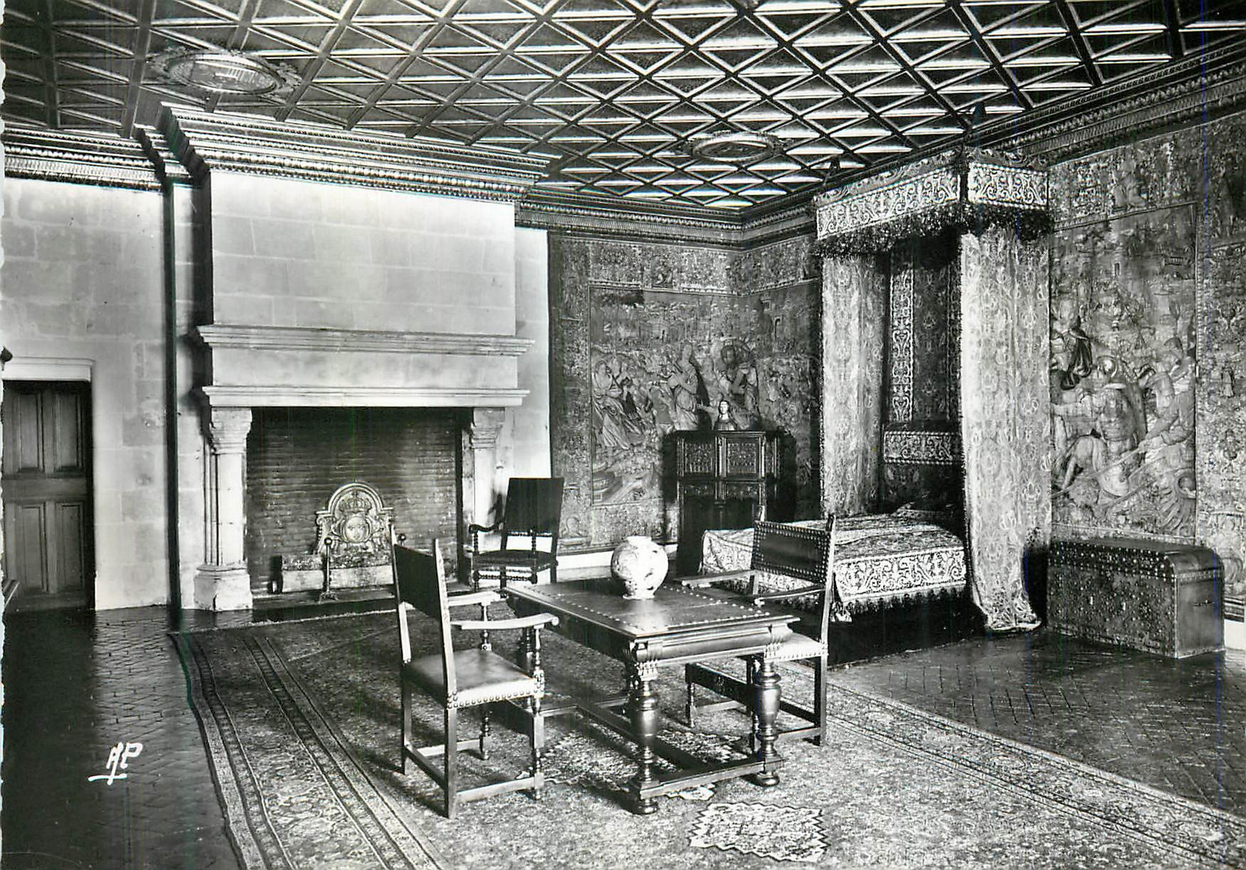 CPM Chateau de Chenonceau (Indre et Loire) Chambre des Cinq Reines