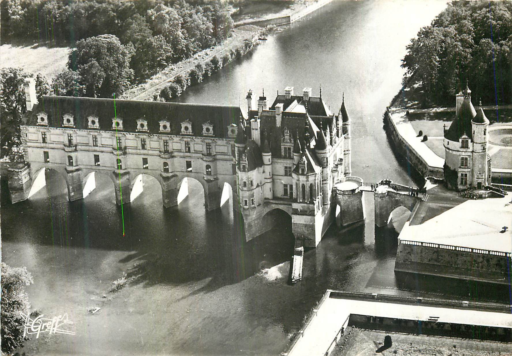 CPM Chenonceaux (Indre et Loire) en Touraine Vue Aerienne