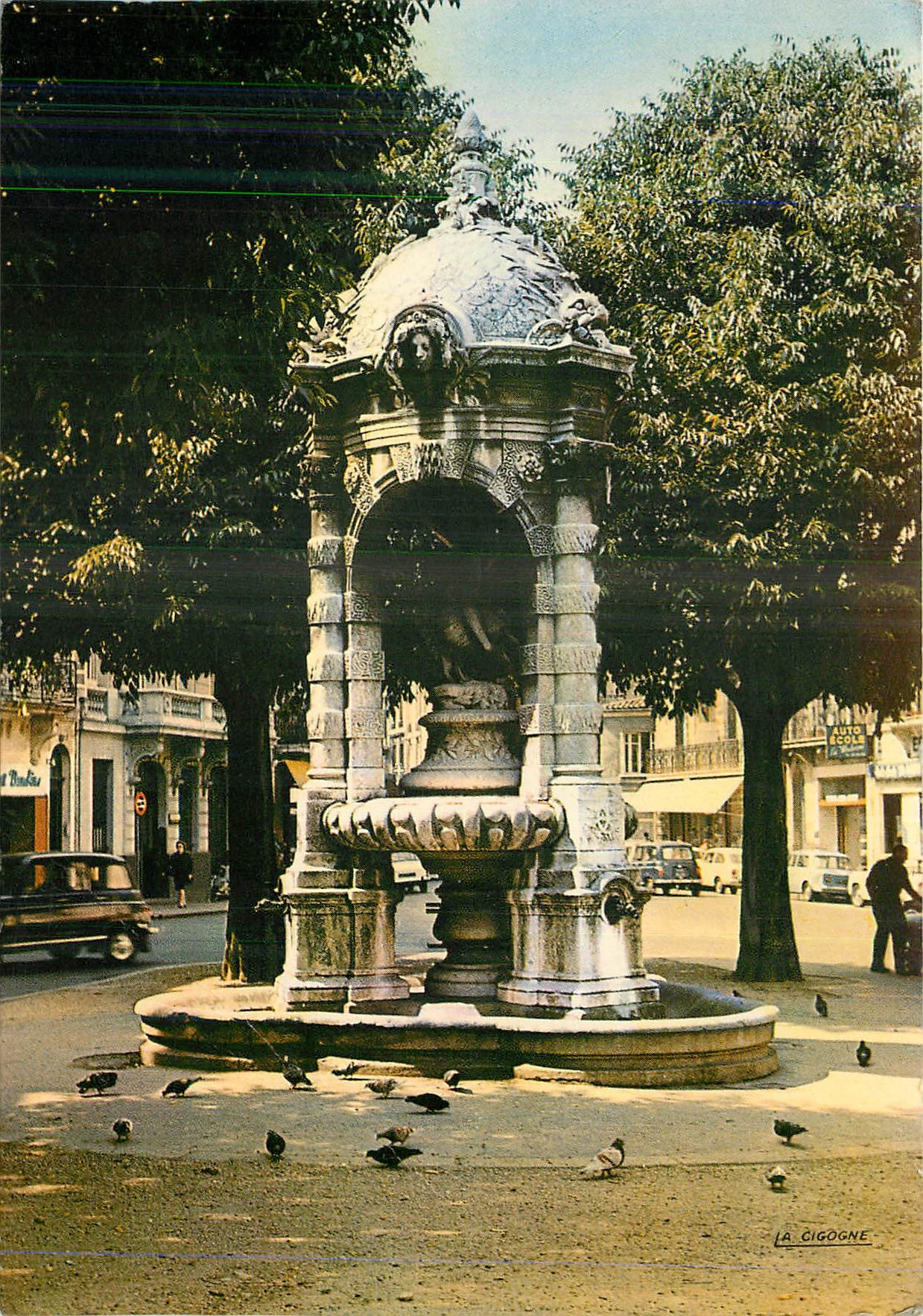 CPM Bordeaux Gironde La fontaine de la place charles Gruet