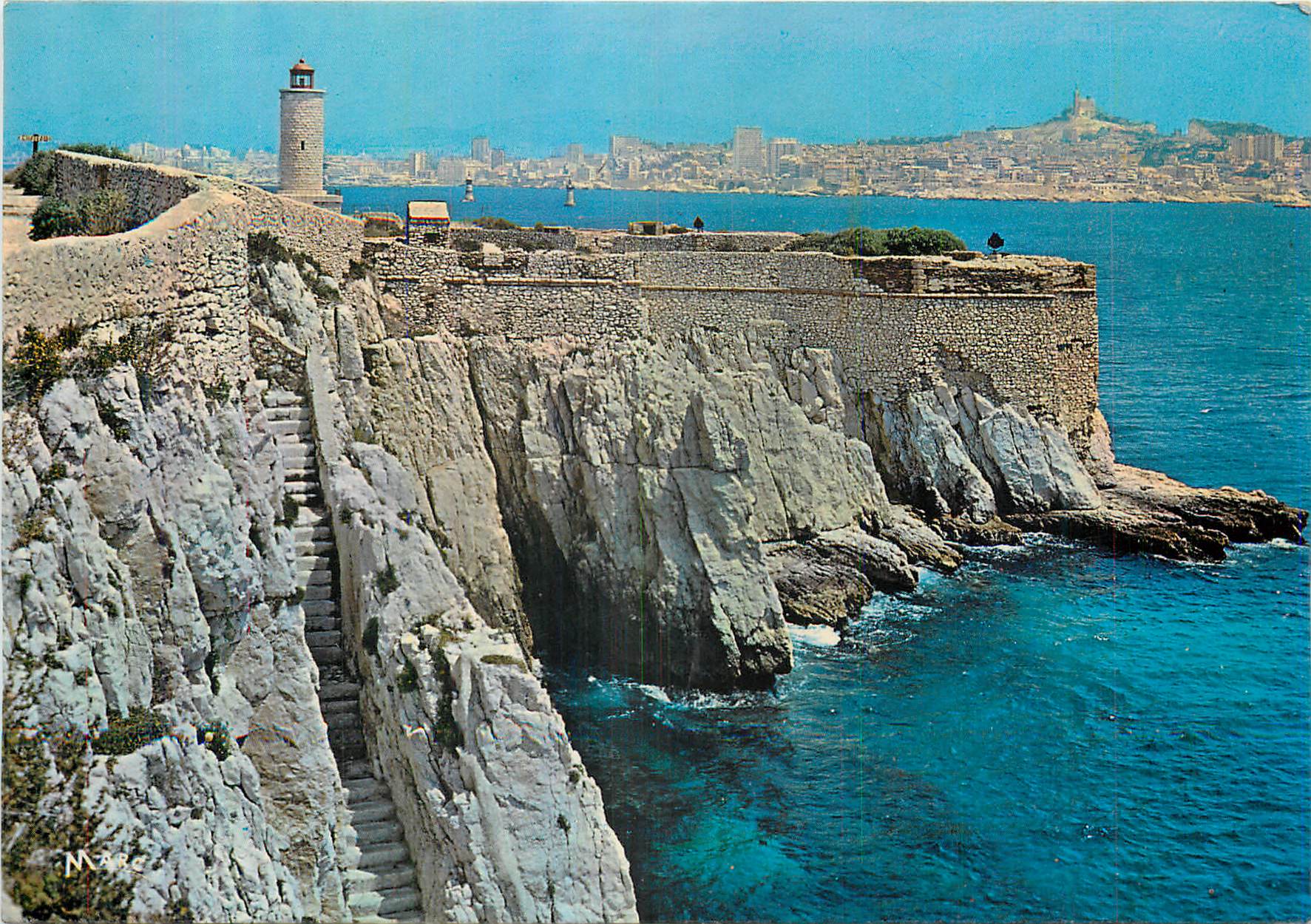 CPM Marseille Le Chateau d'if vue generale