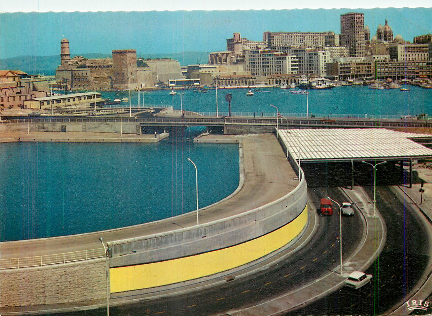 CPM Reflets de Provence Marseille (B du R)L'entree du Tunnel sous le Vieux Port