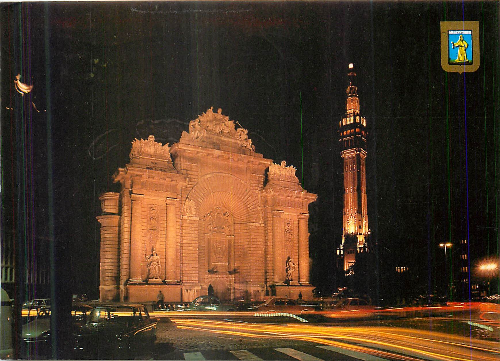 CPM Lille (Nord) France Capitale de la Fiandre Francaise La Porte de Paris et L'Hotel de Ville