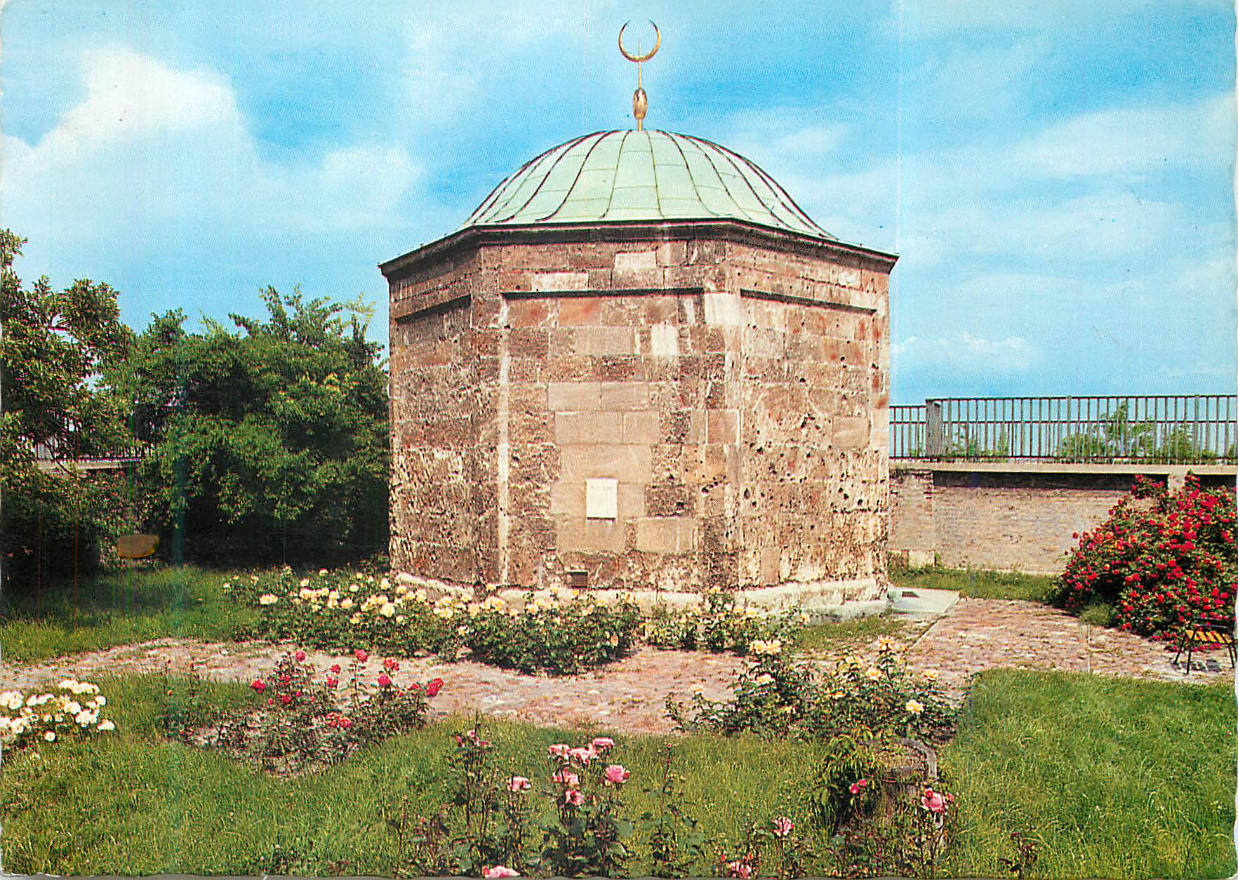 CPM Budapest Tomb