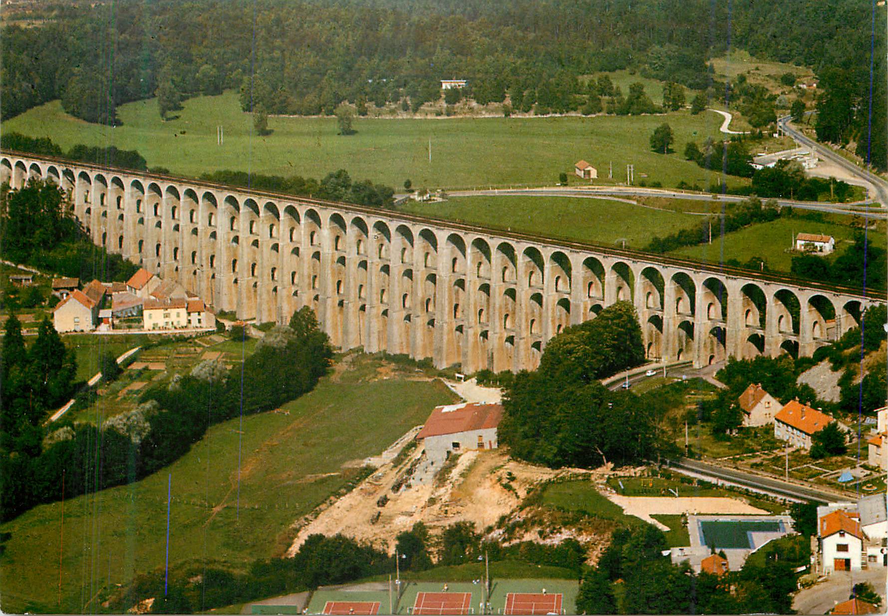 CPM Chaumont (Haute Marne)Vue generale du viaduc