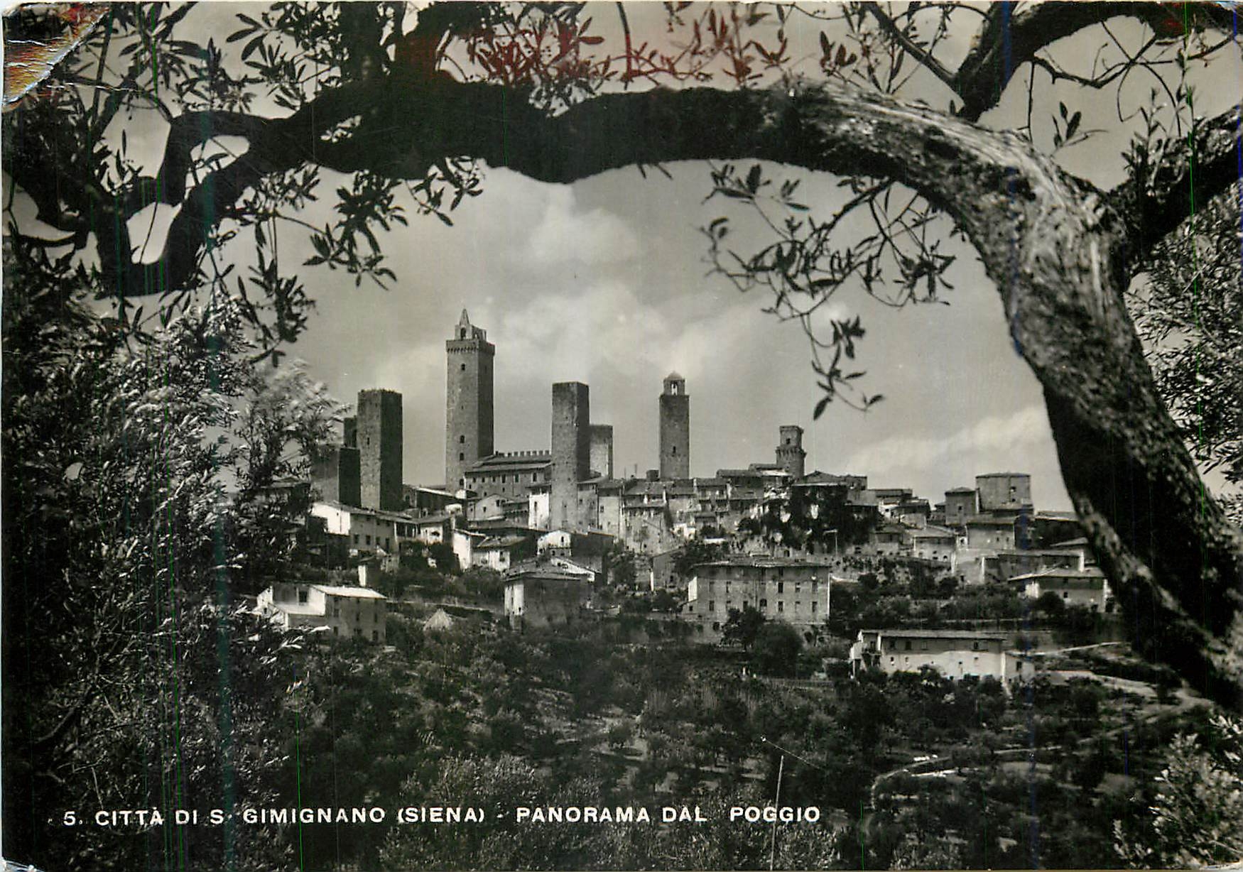 CPM Citta di s Gimignano (Siena) Panorama dal Poggio On parle Francais