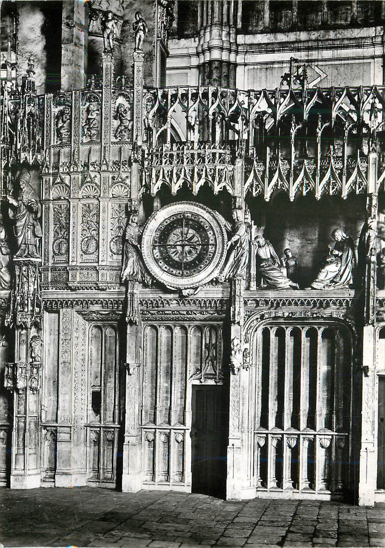 CPM Chartes (E et L)La Cathedrale Notre Dame (XIIe XVIe s)Cloture du Choeur (Debut XVIe s)