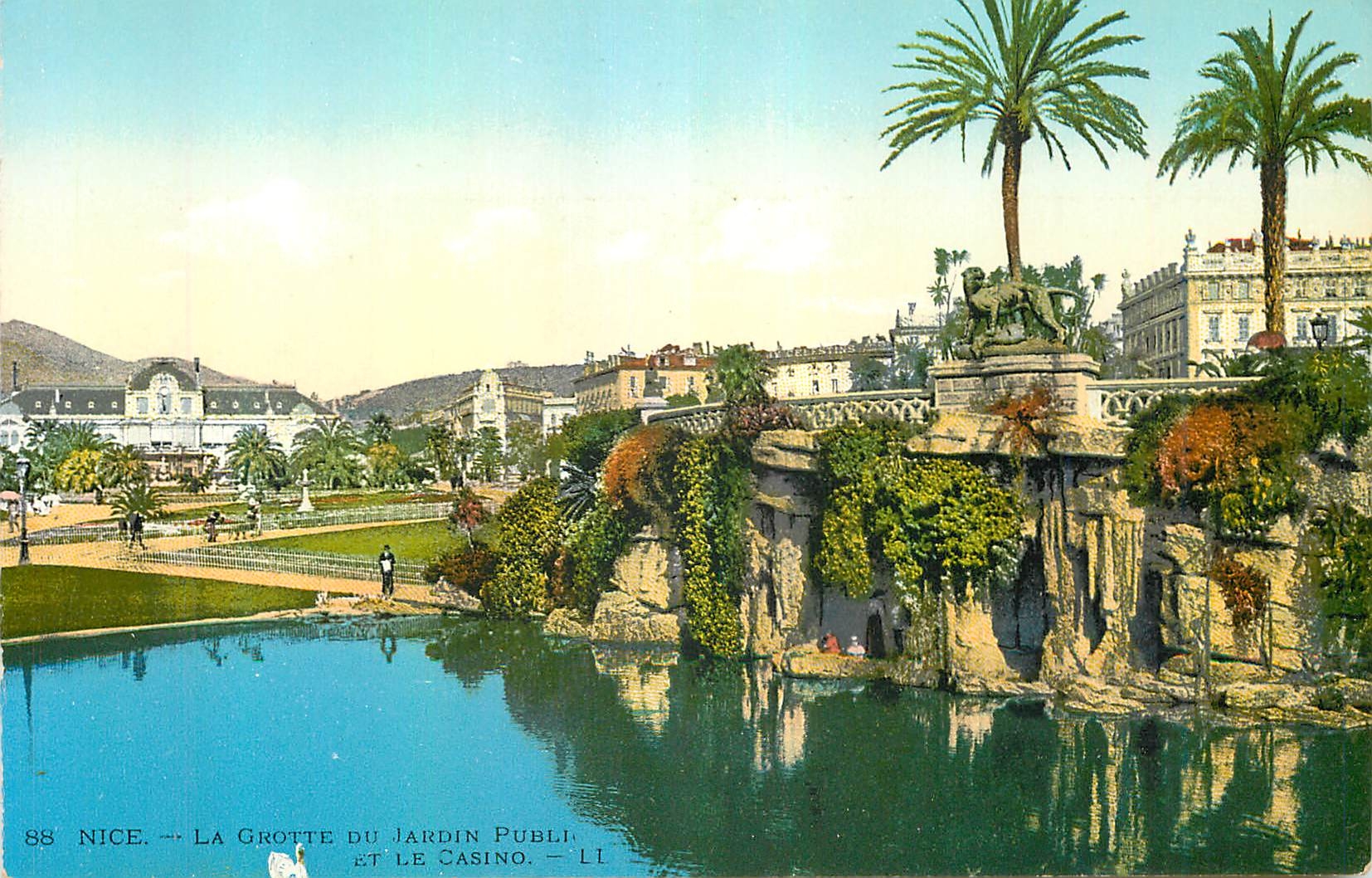 CPA Nice La Grotte du Jardin Public et le casion